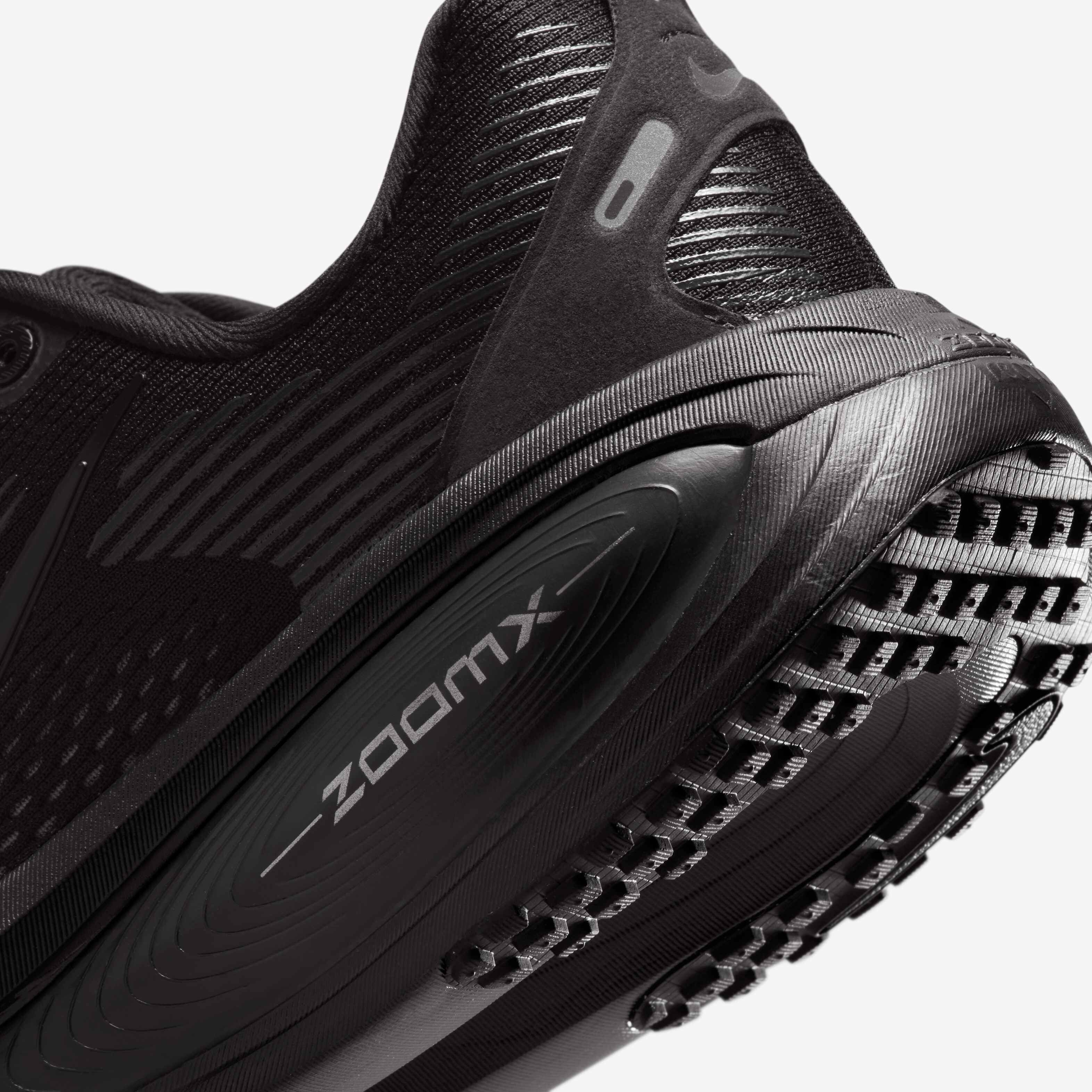 Nike Vomero 18 image number 7