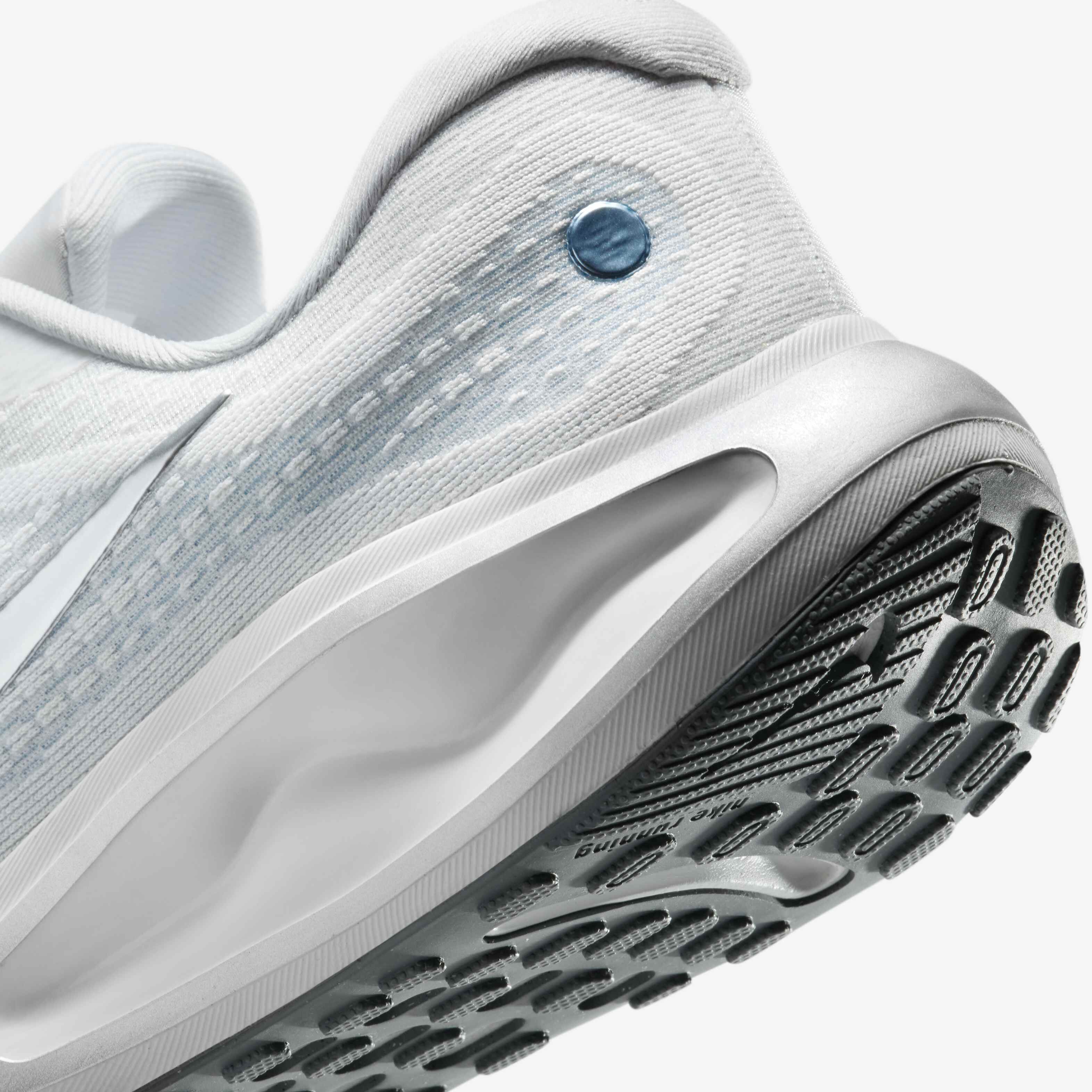 نايكي جيرني رن image number 7