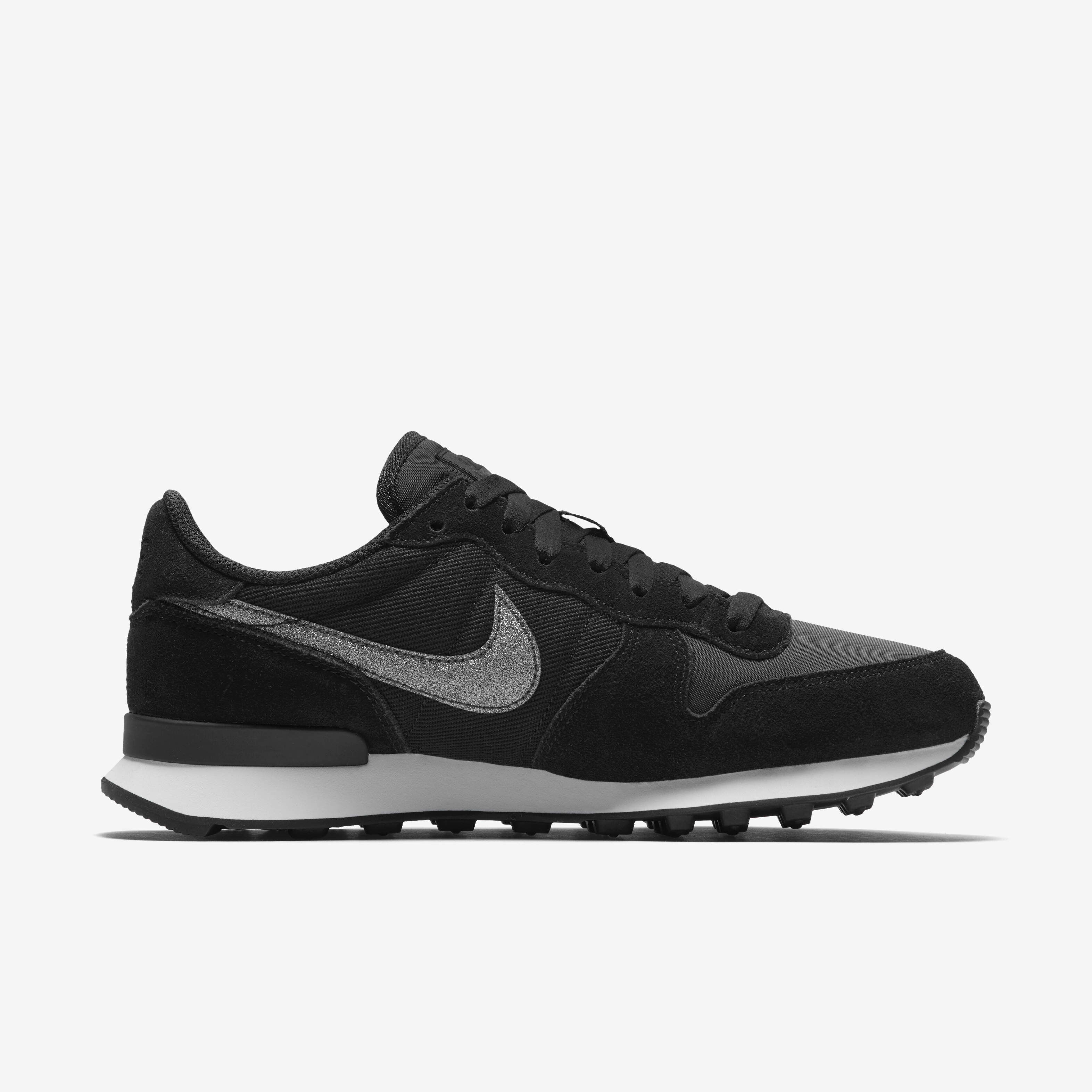 Nike Internationalist Glitter image number 2