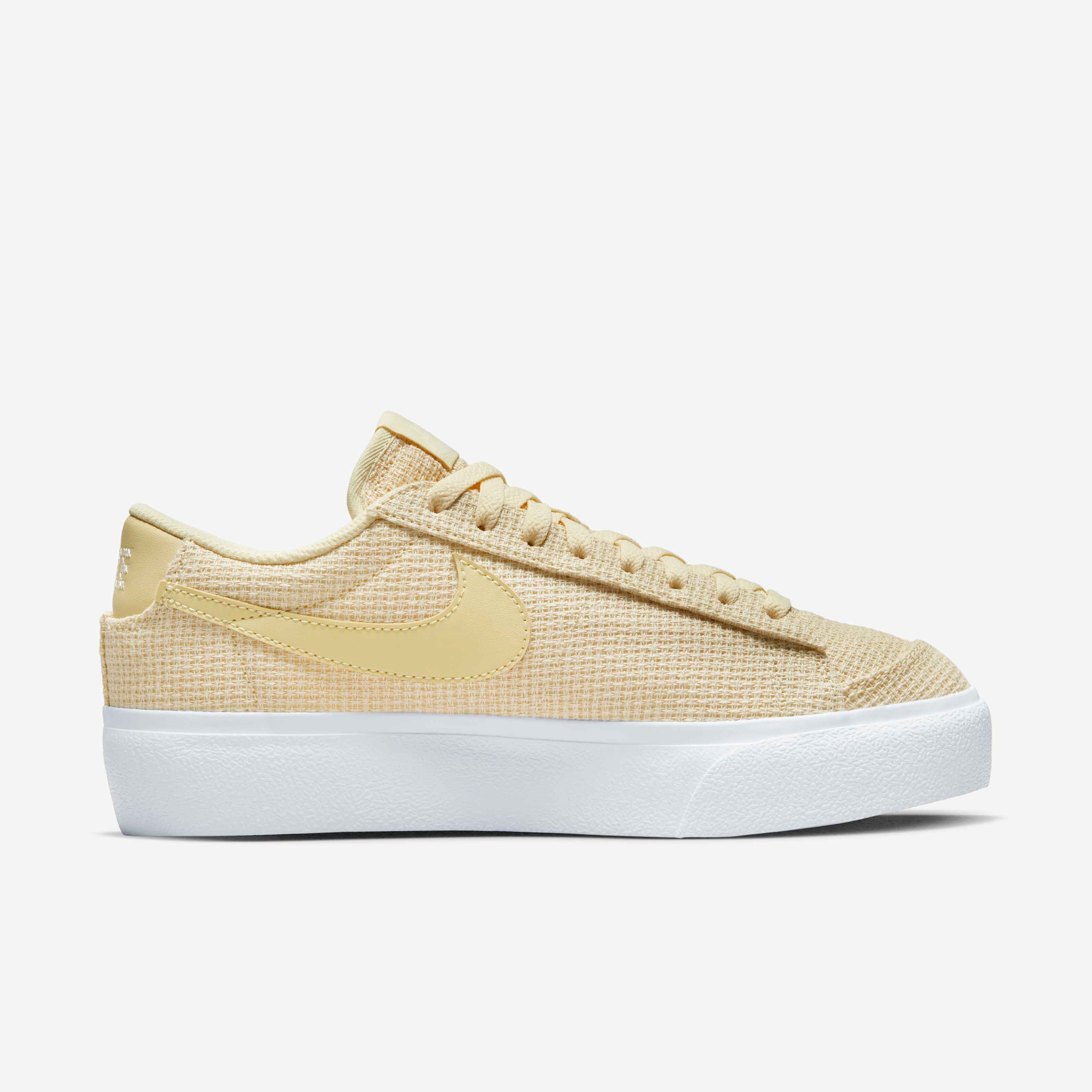 Nike Blazer Low Platform image number 2