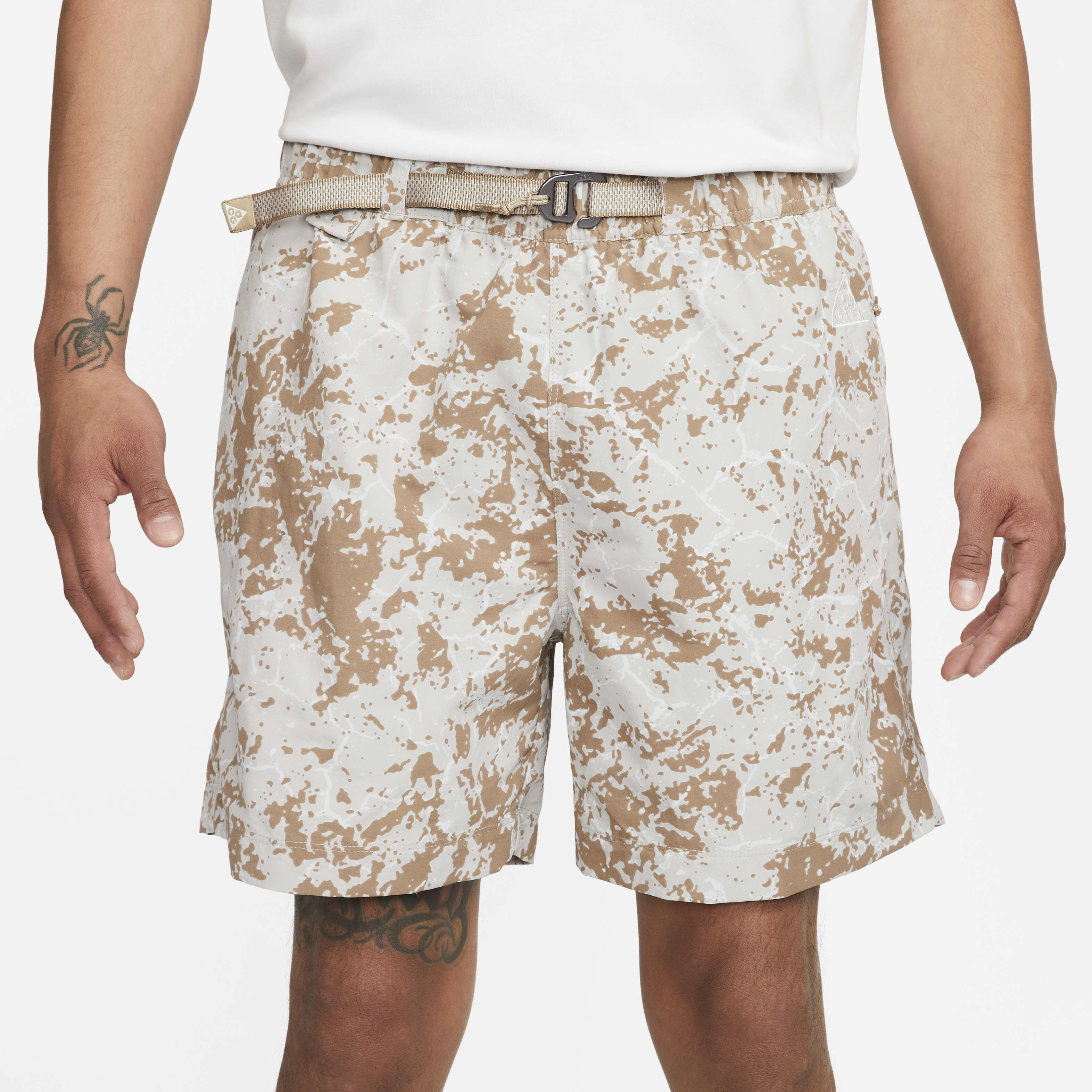 Nike ACG image number 1