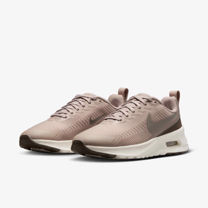 Nike Air Max Nuaxis image number 4 Nike Air Max Nuaxis image number 4