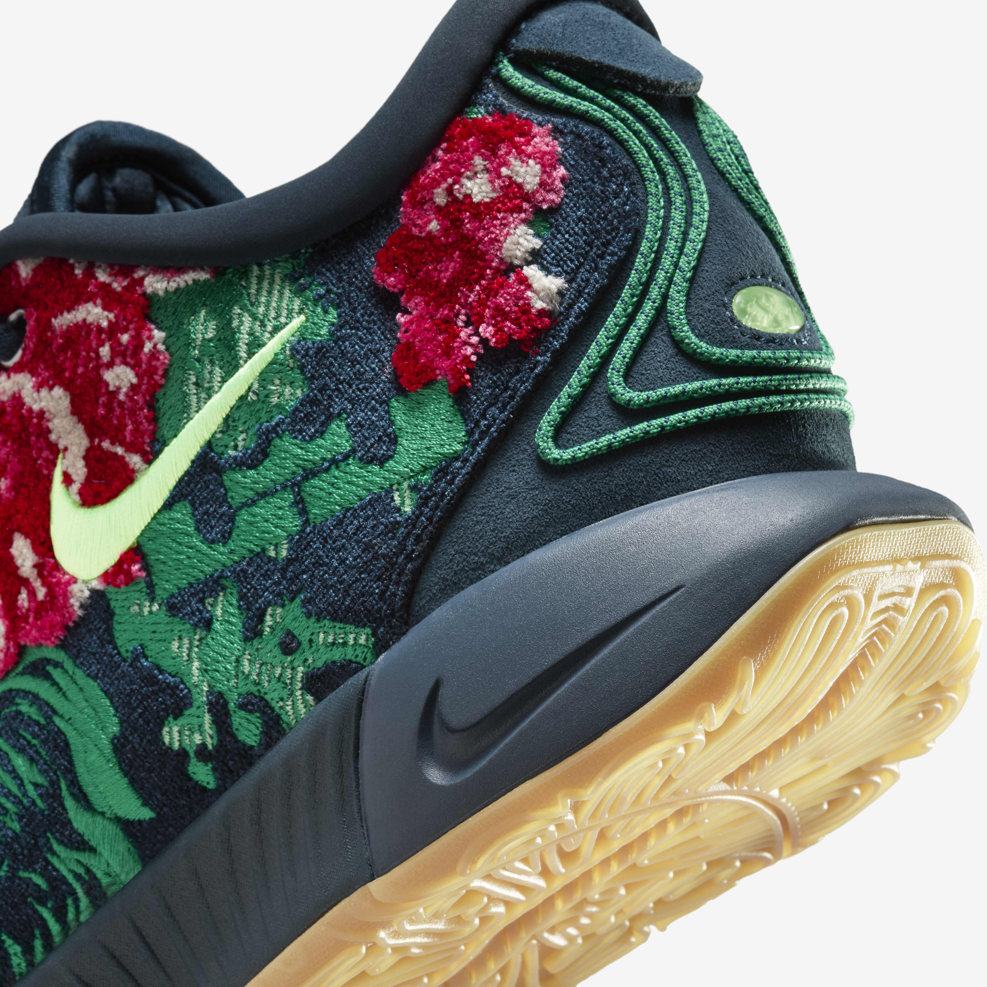 LeBron XXI Premium image number 7