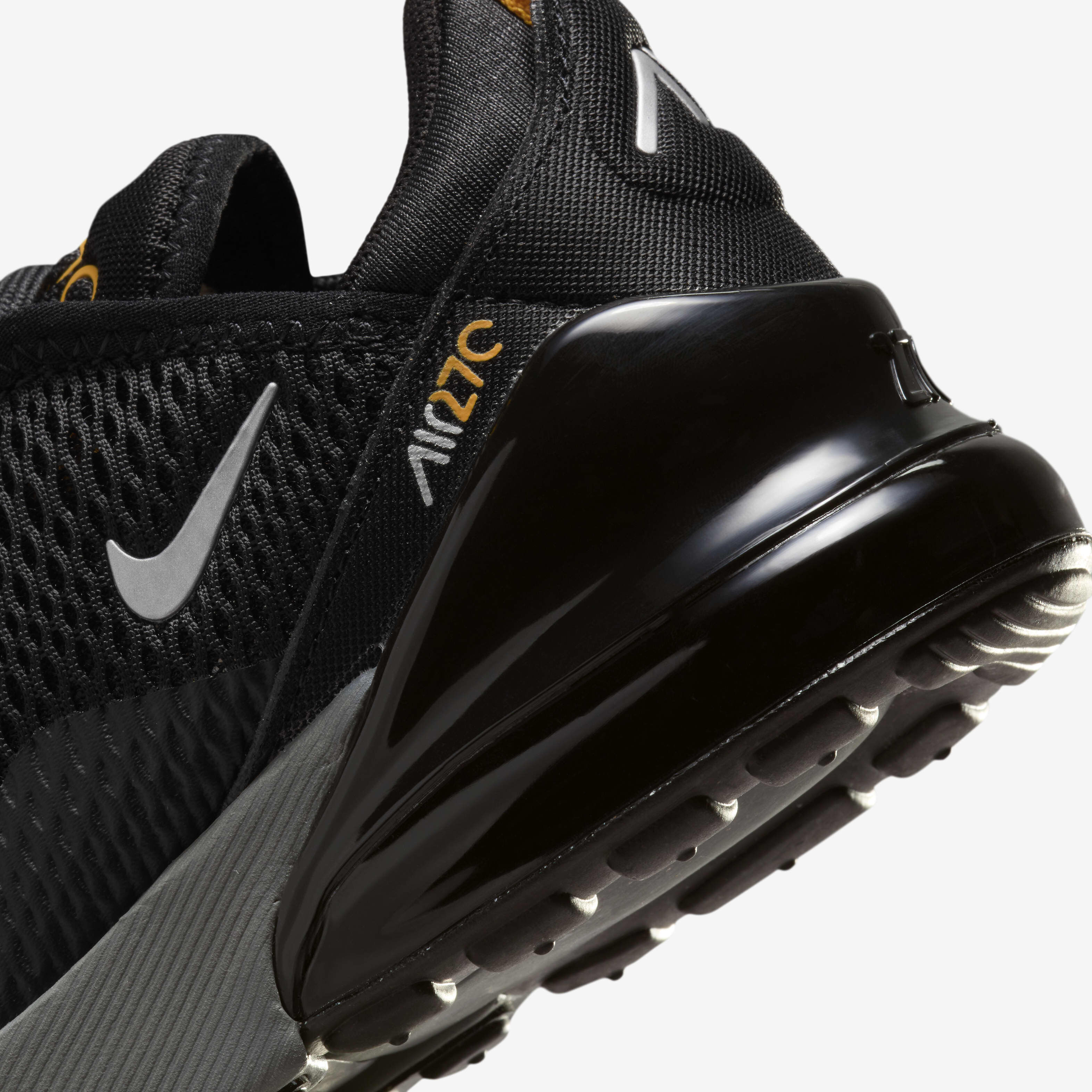 Nike air max 270 off black clearance