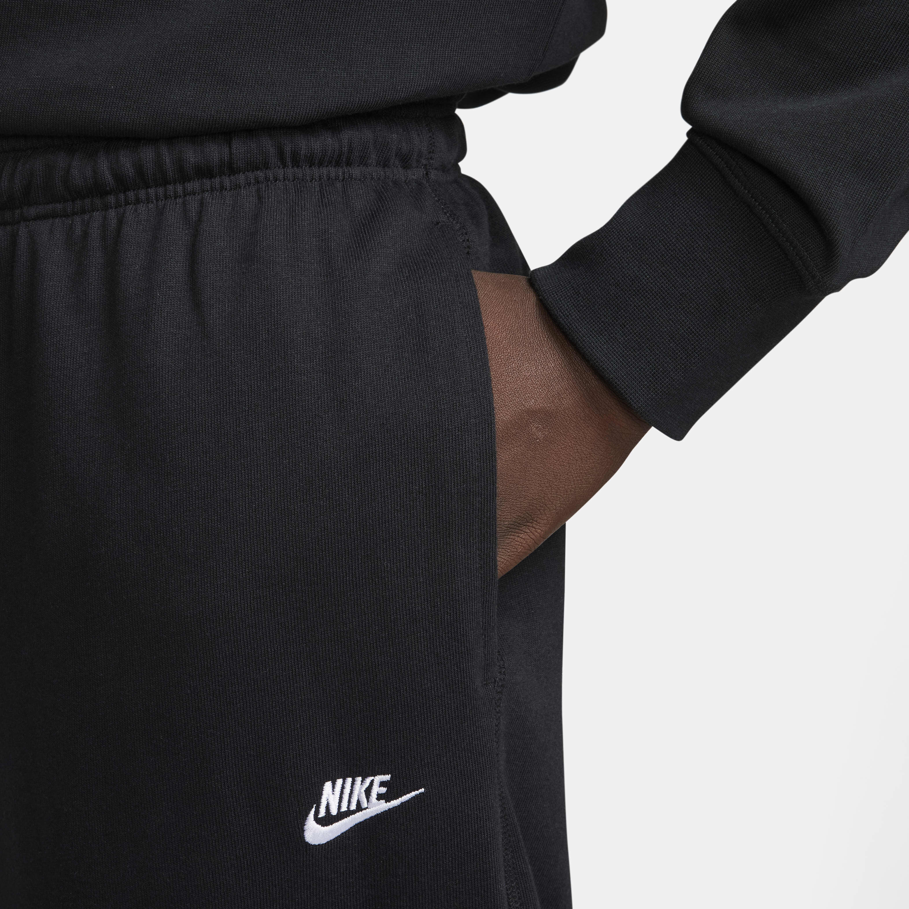 Nike Sportswear Club image number 2