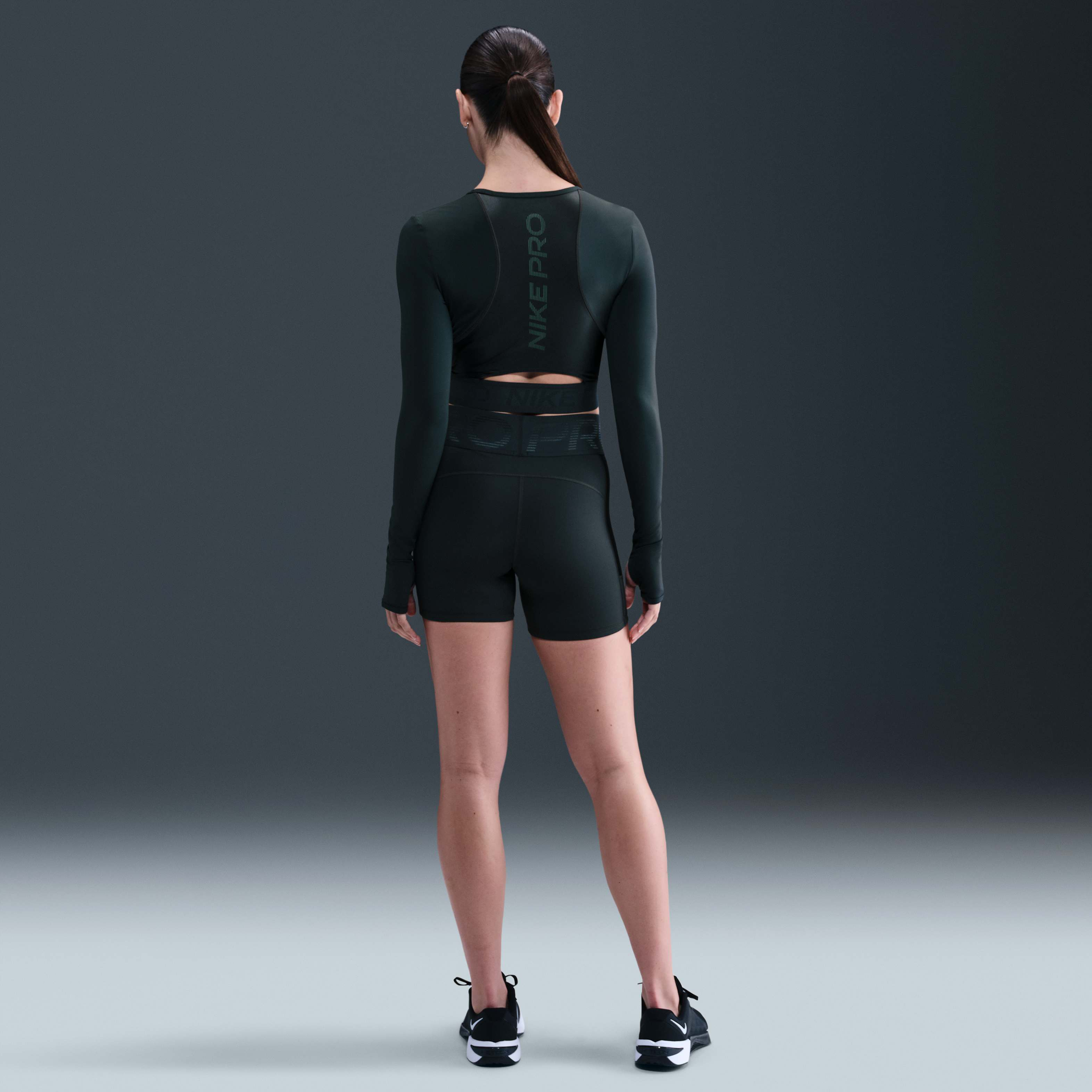 نايكي برو image number 4