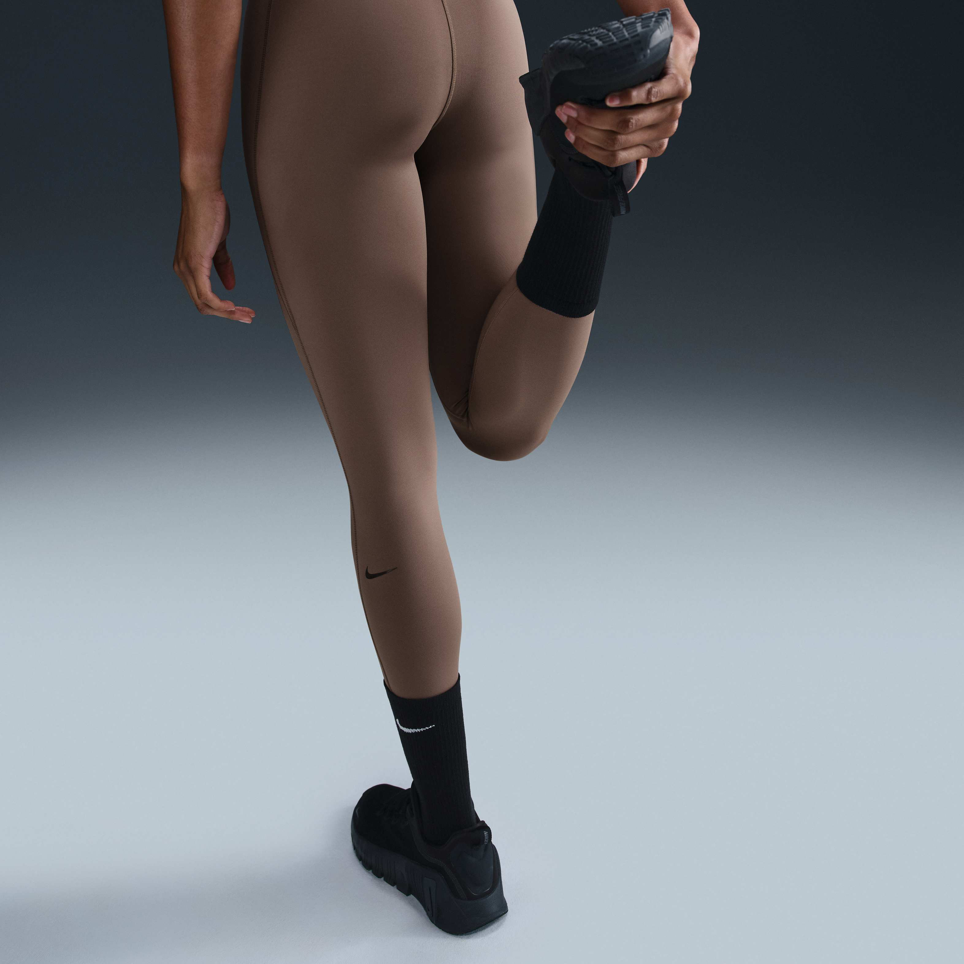 Nike Universa image number 2