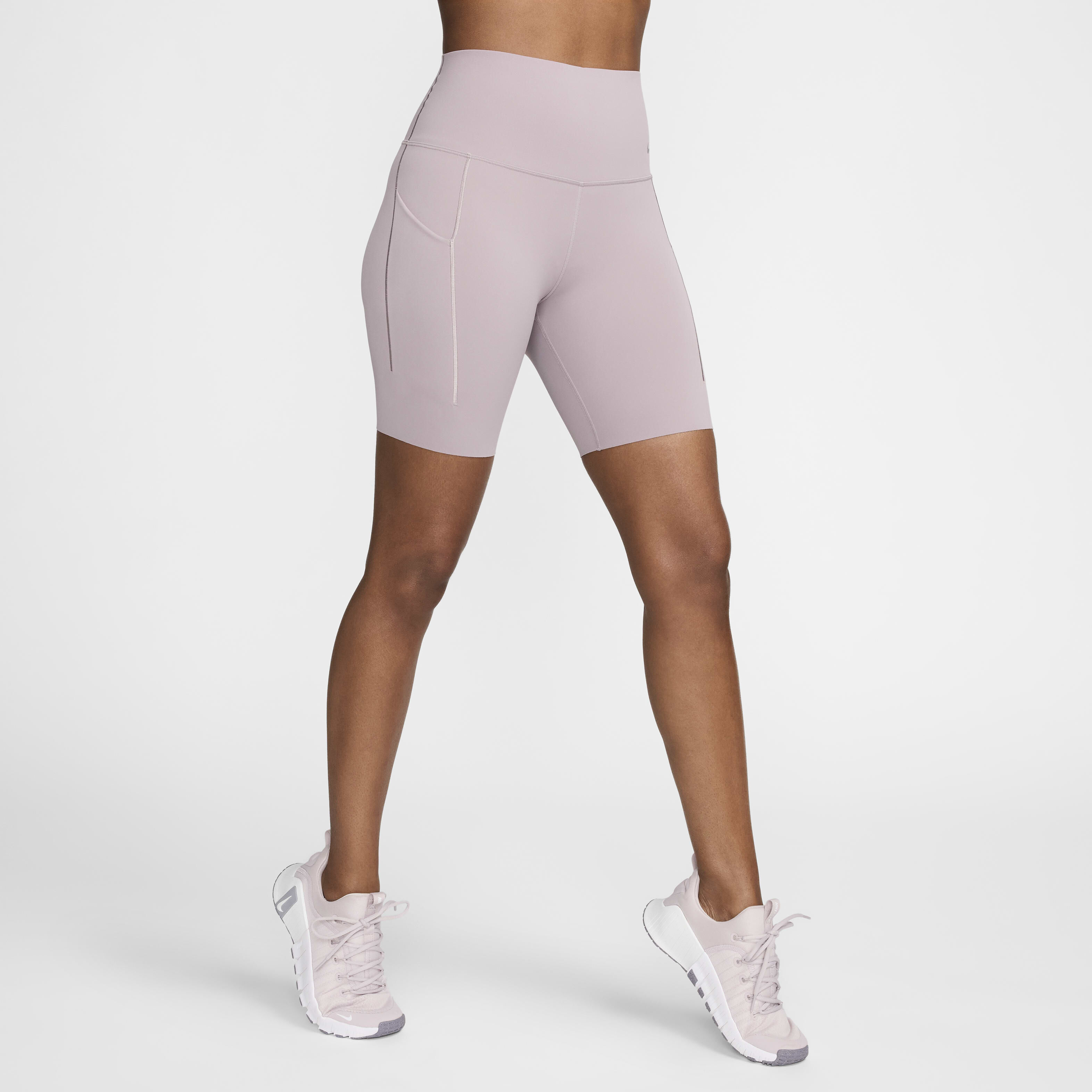 Nike Universa image number 2