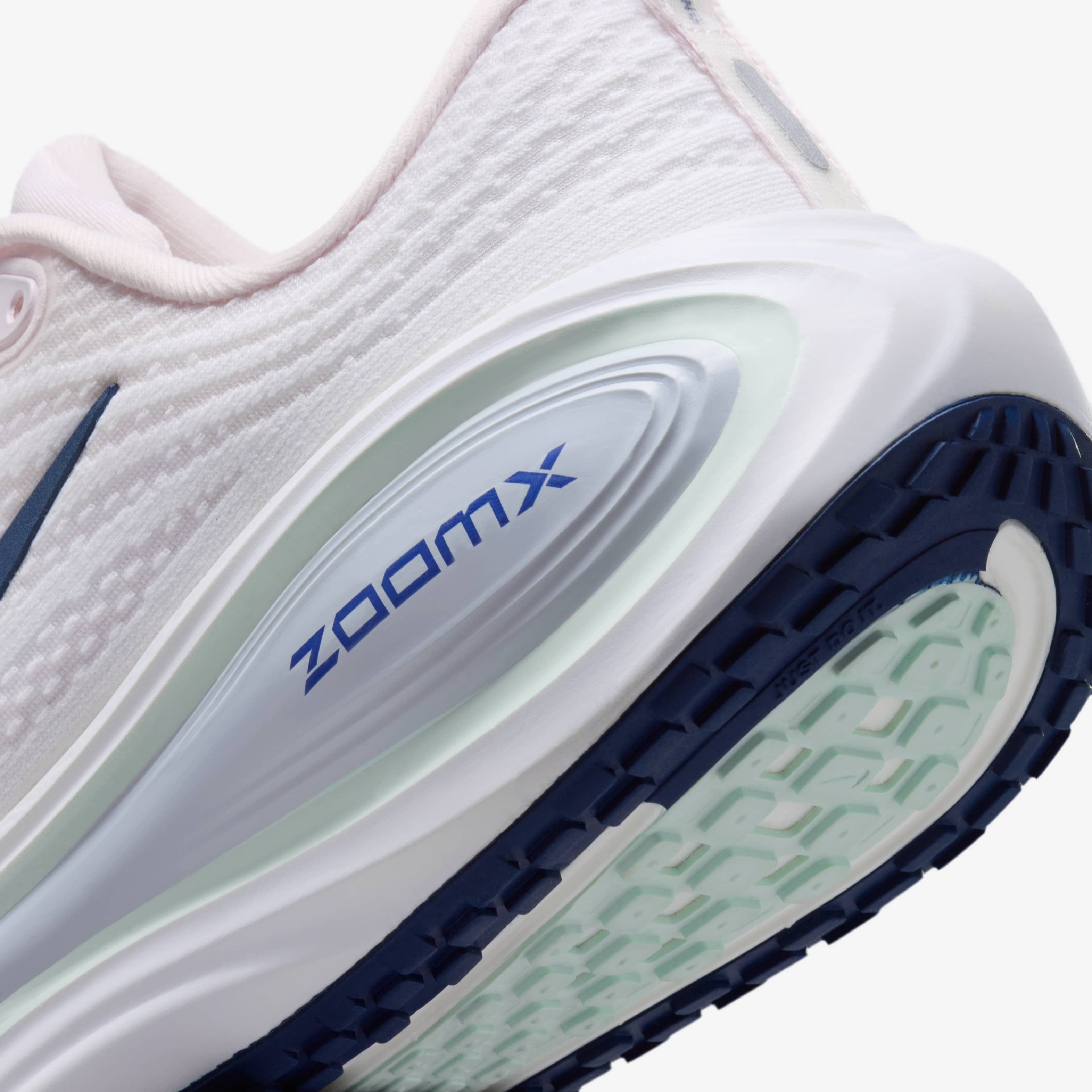 Nike Vomero Plus image number 7