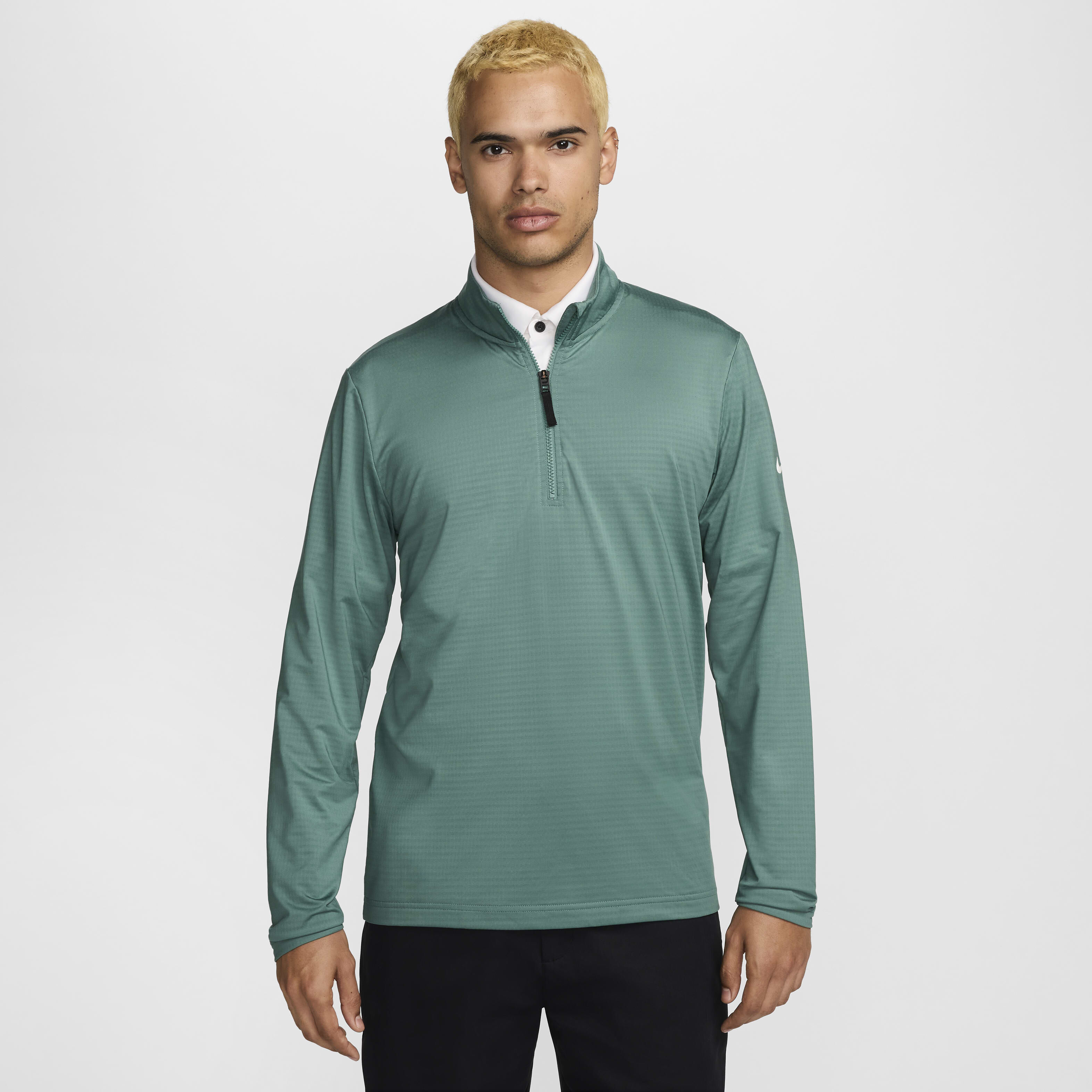 Buy Nike Victory Men s Dri FIT 1 2 Zip Golf Top Nike Kuwait Official