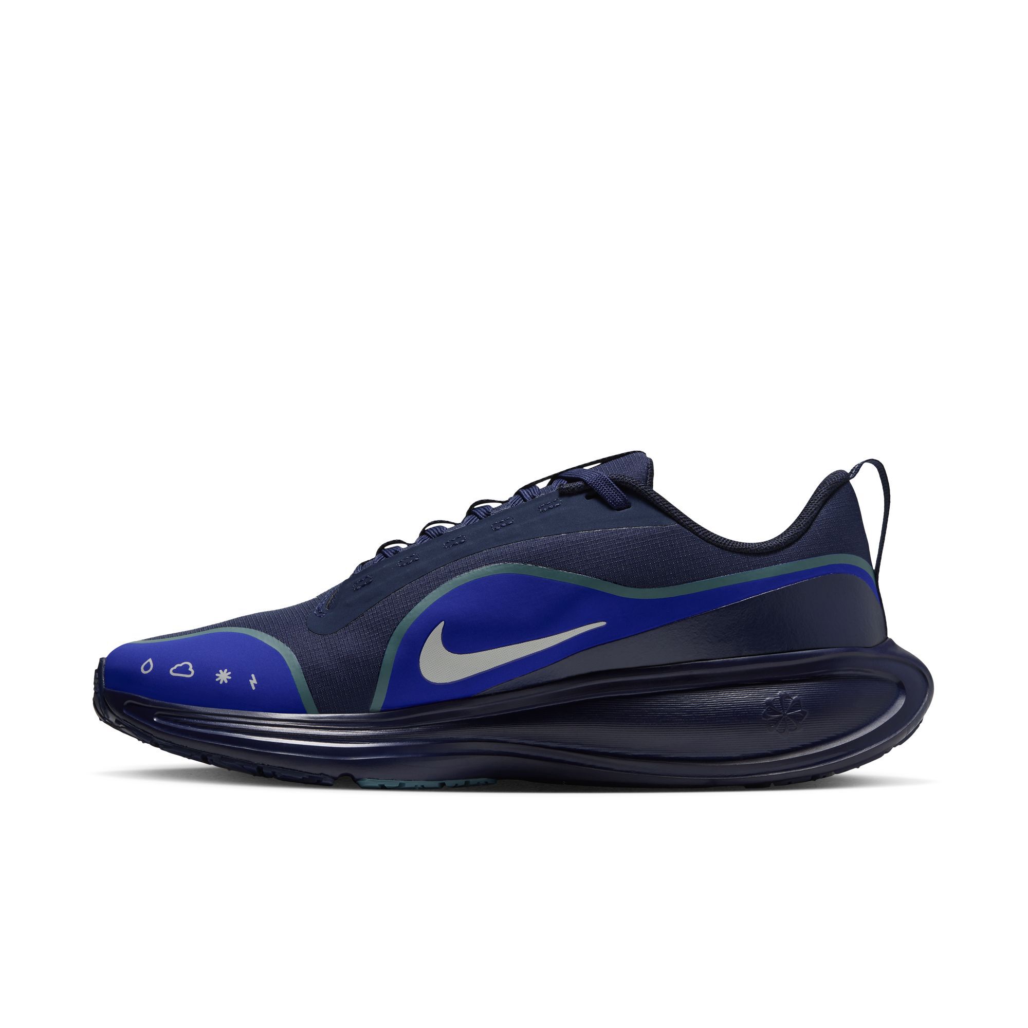 Nike Revolution 8 Utility image number 4