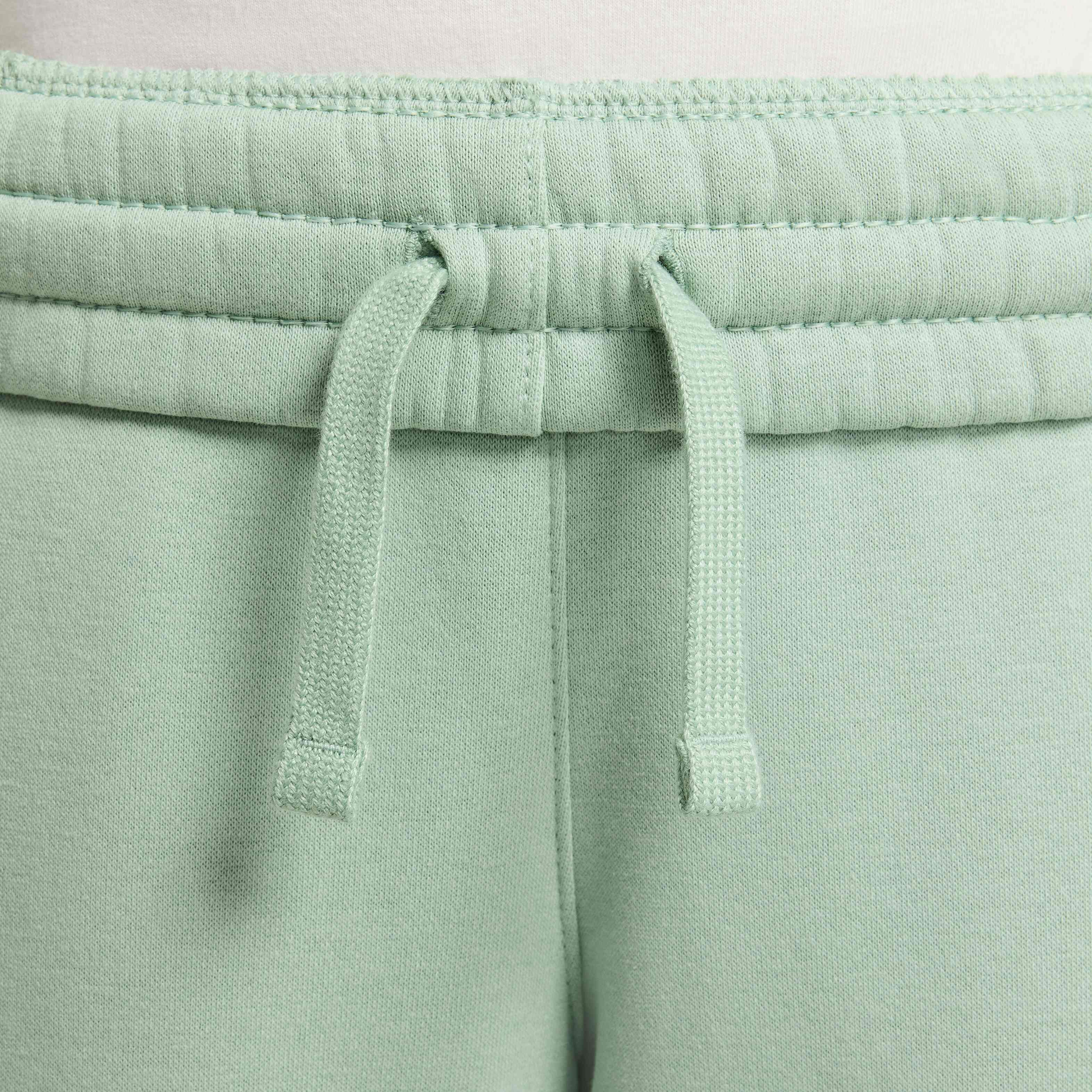 Nike Sportswear Club Fleece image number 2