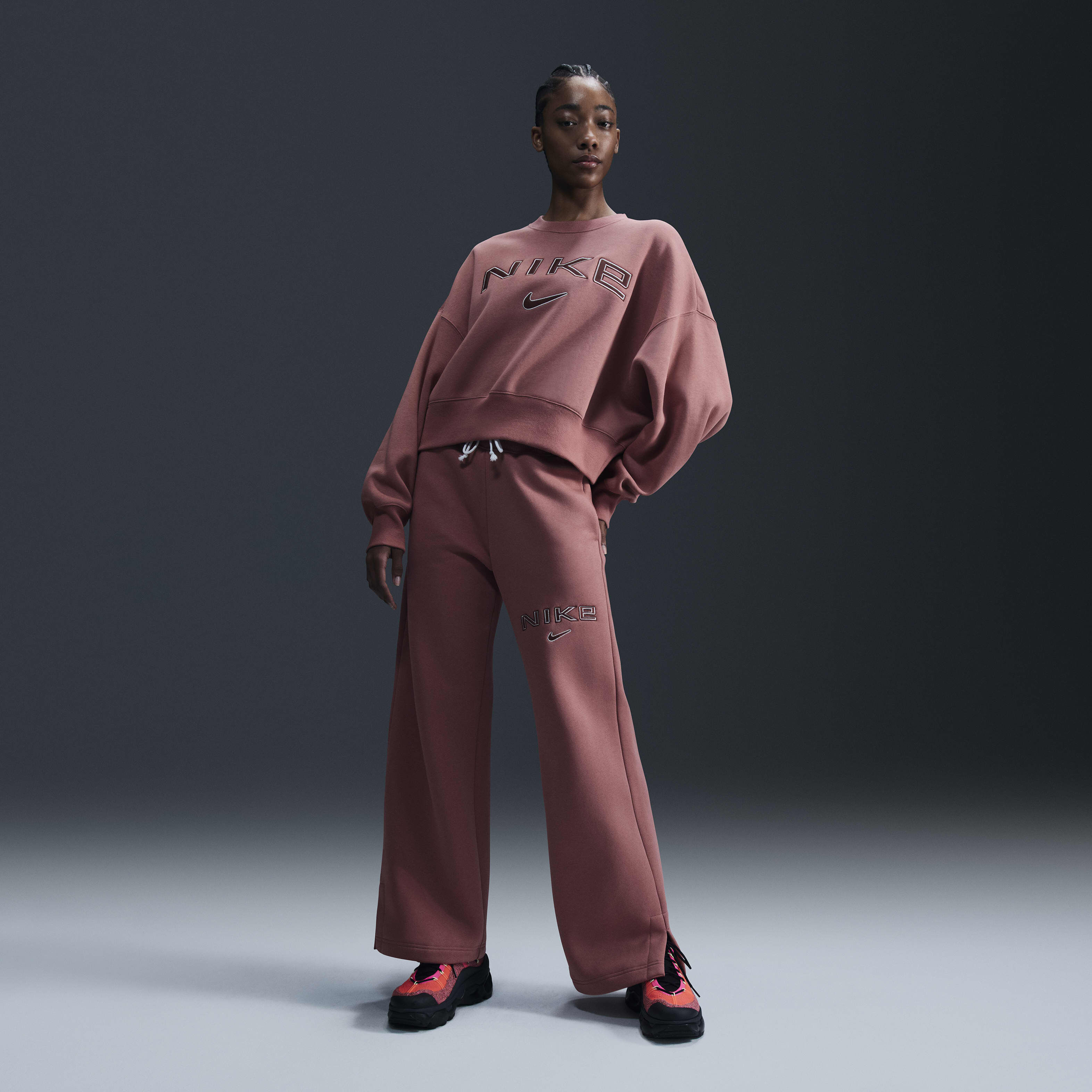 نايكي سبورتسوير فينكس فليس image number 3