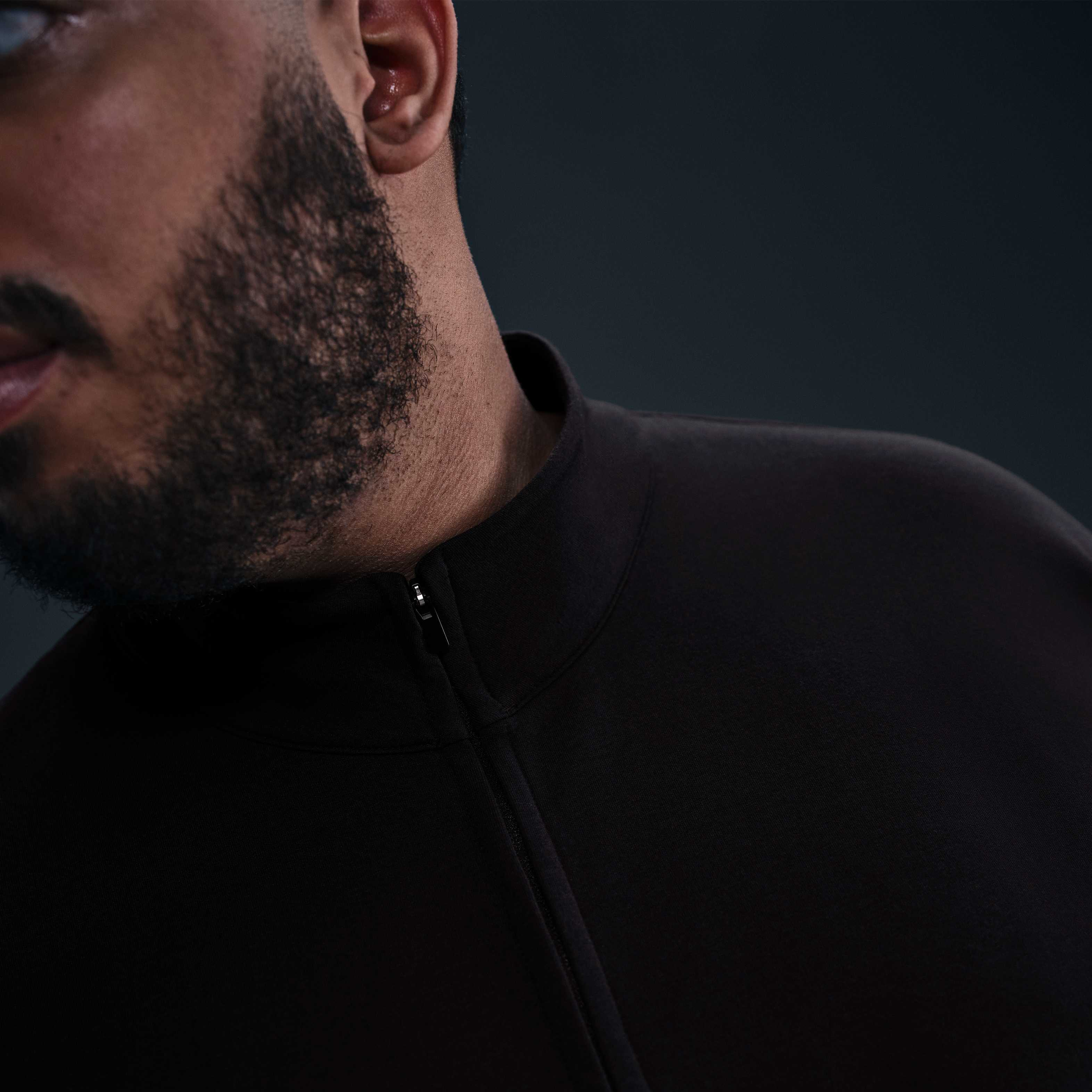 نايكي 24.7 امبوسبلي سوفت image number 7