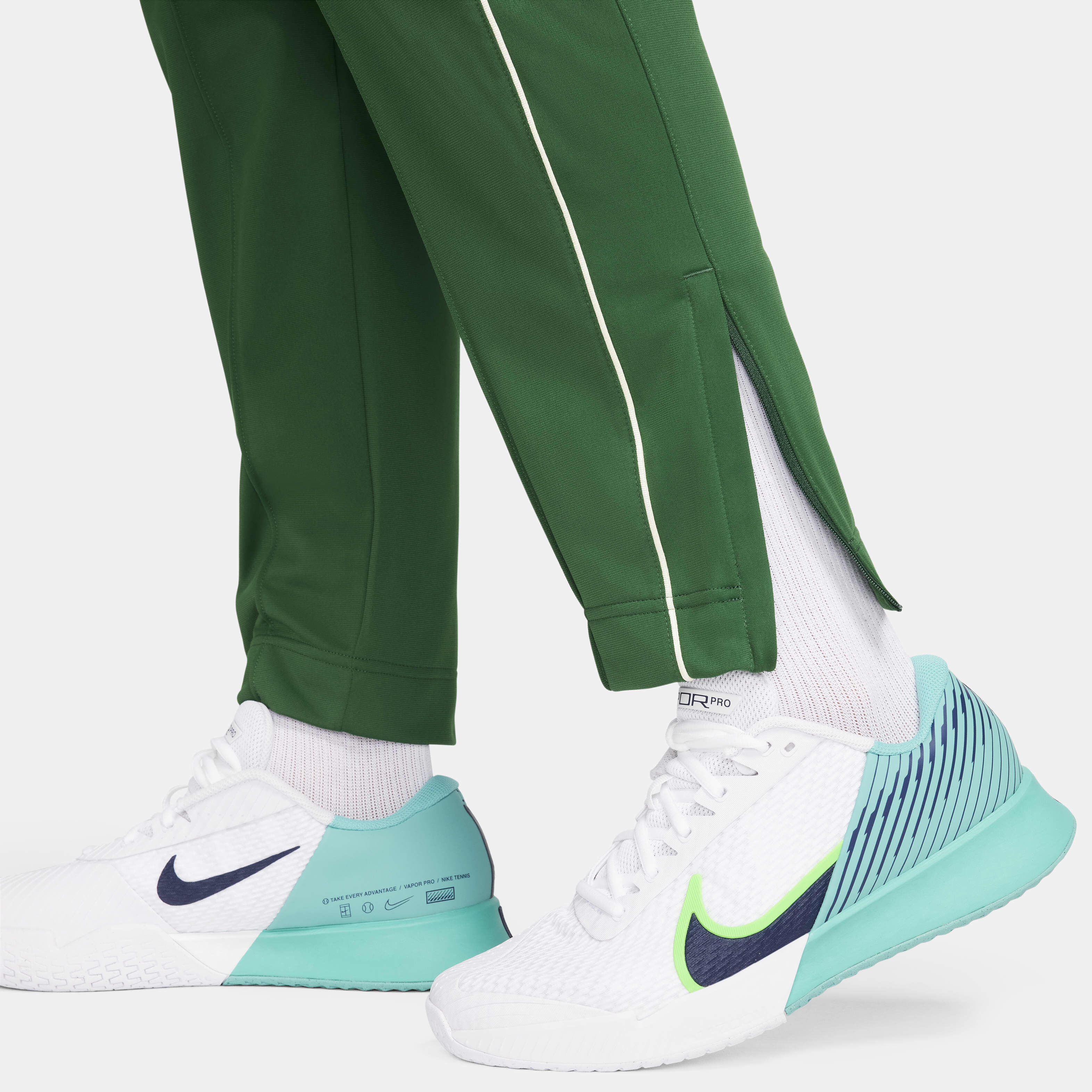 NikeCourt image number 5