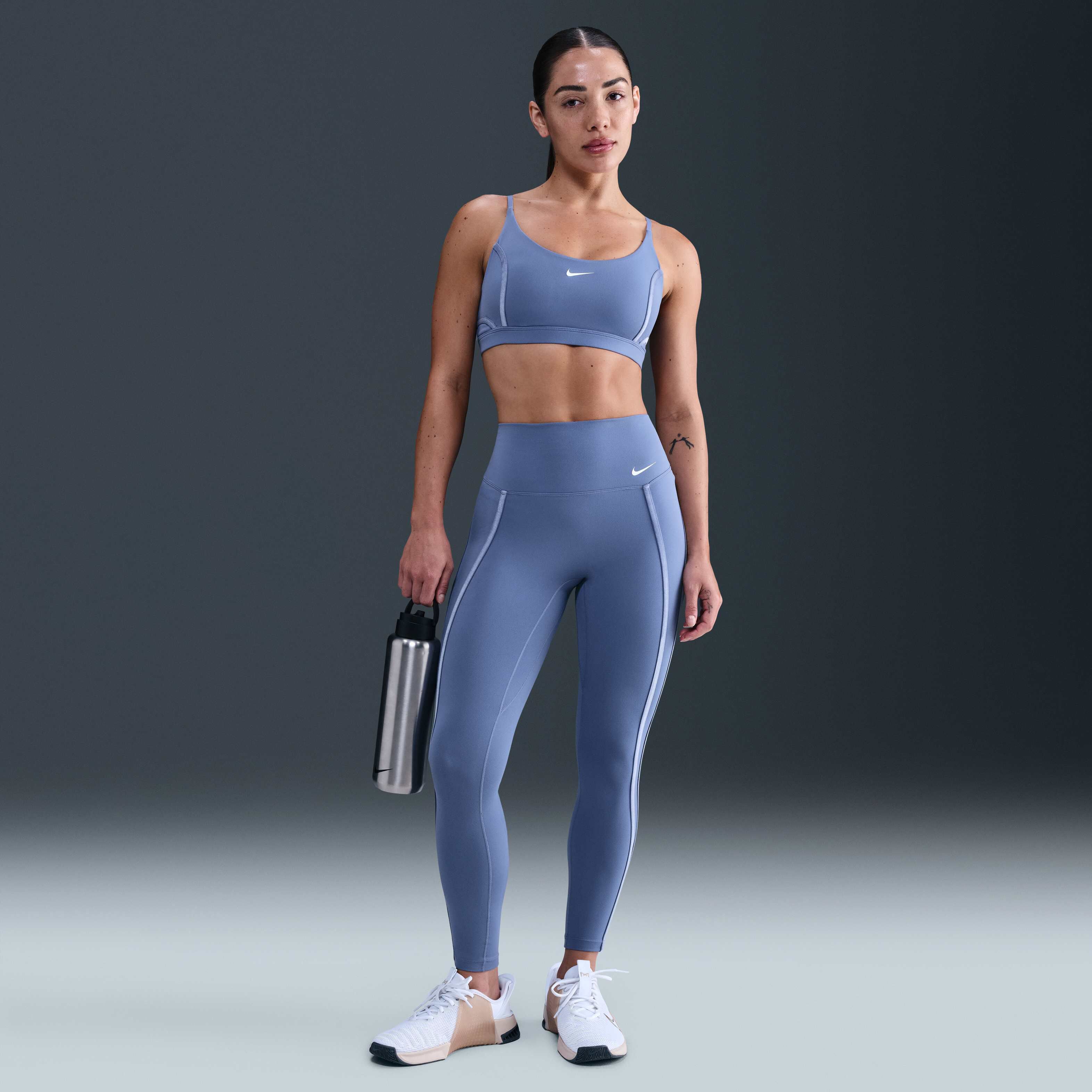 Nike One image number 3