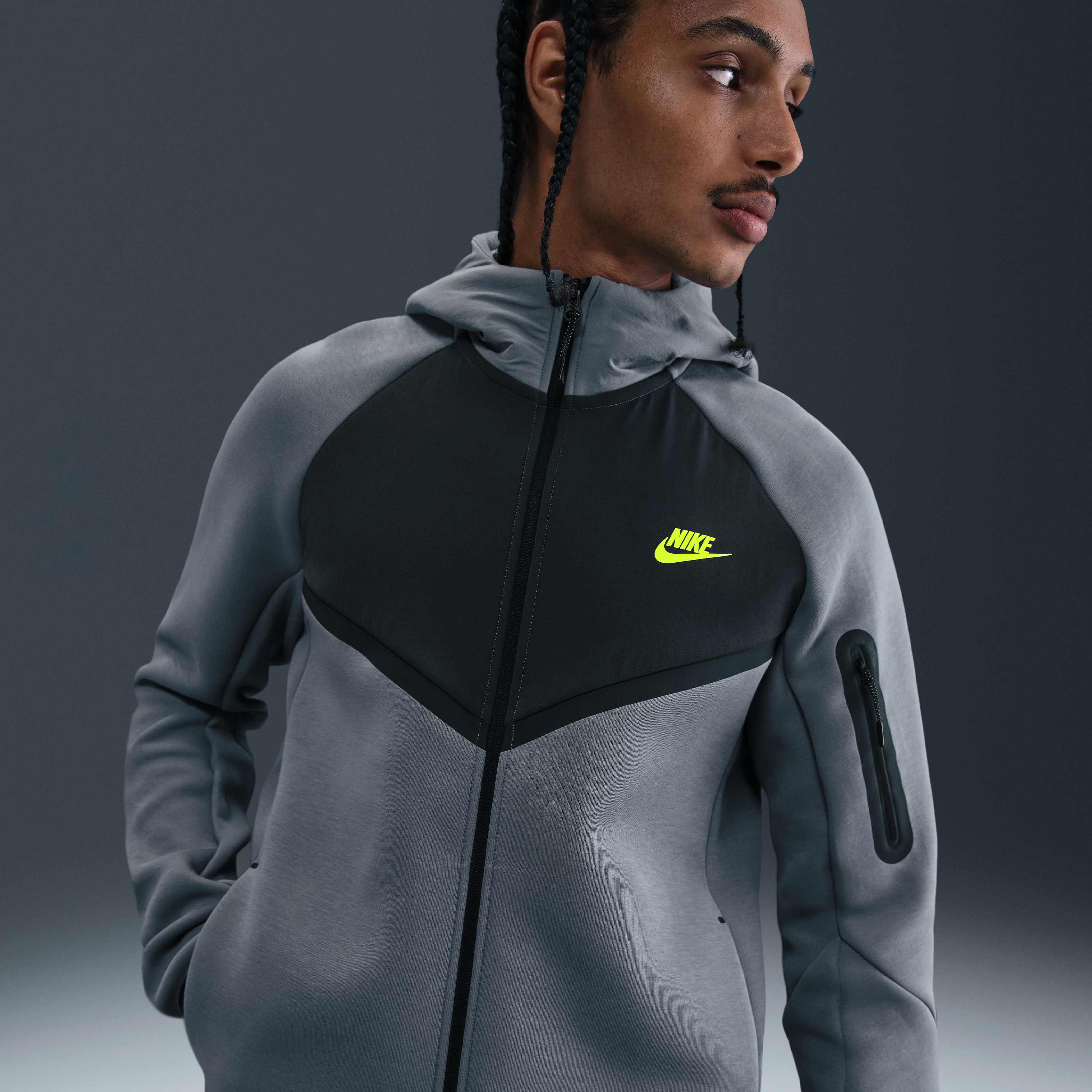 Nike Tech image number 0