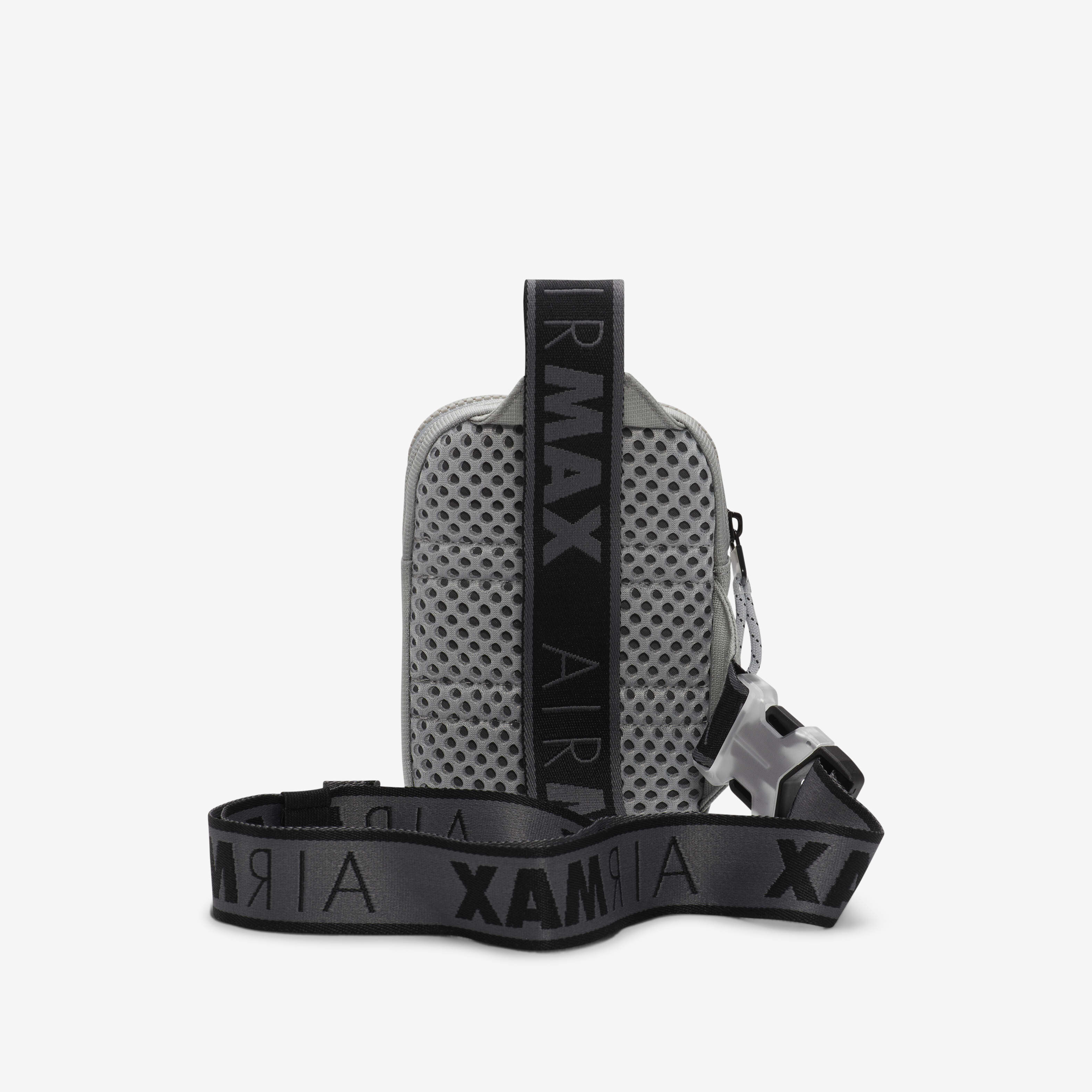 نايكي سبورتسوير ايسنشالز image number 3