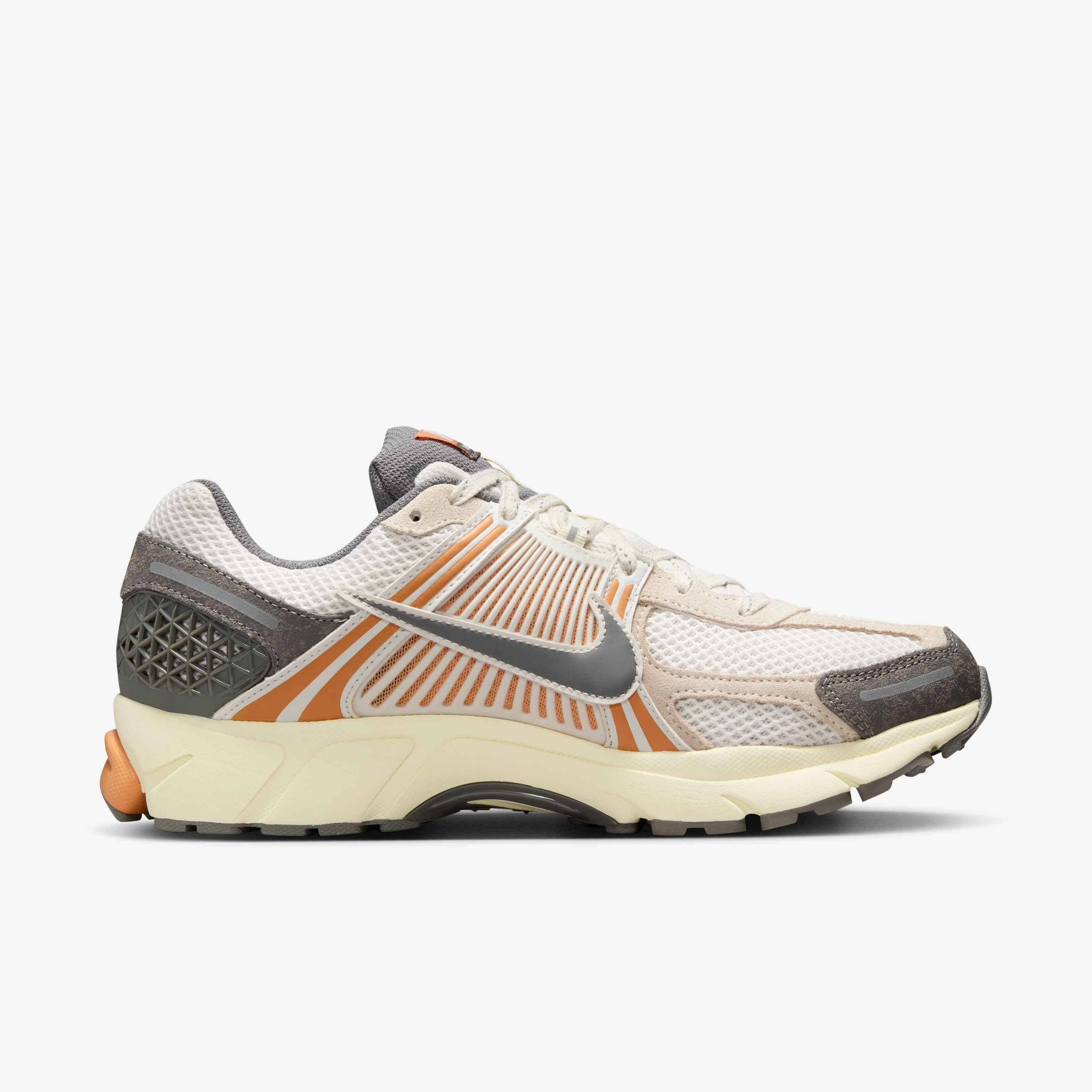 نايكي زووم فوميرو 5 image number 2