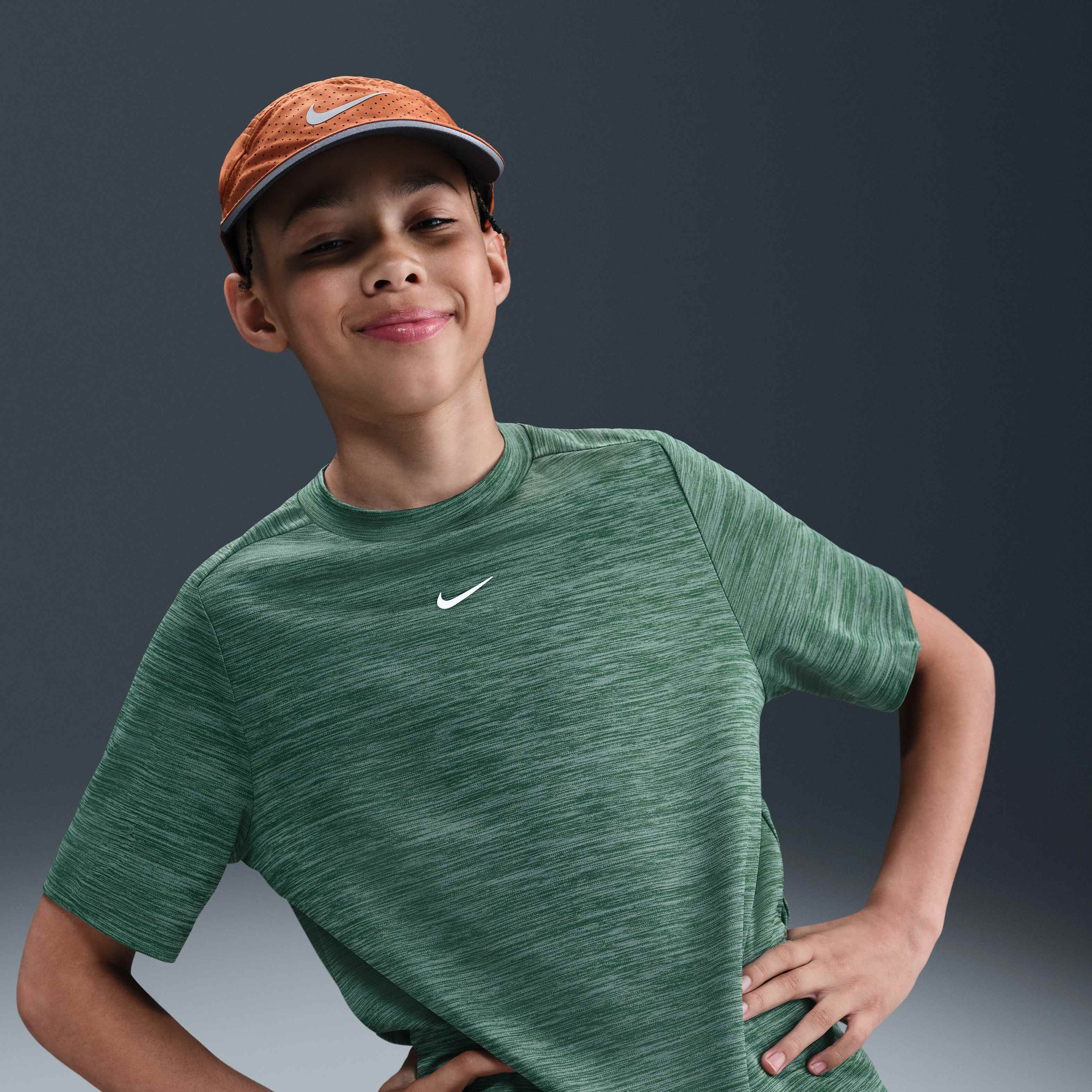 نايكي مالتي image number 0