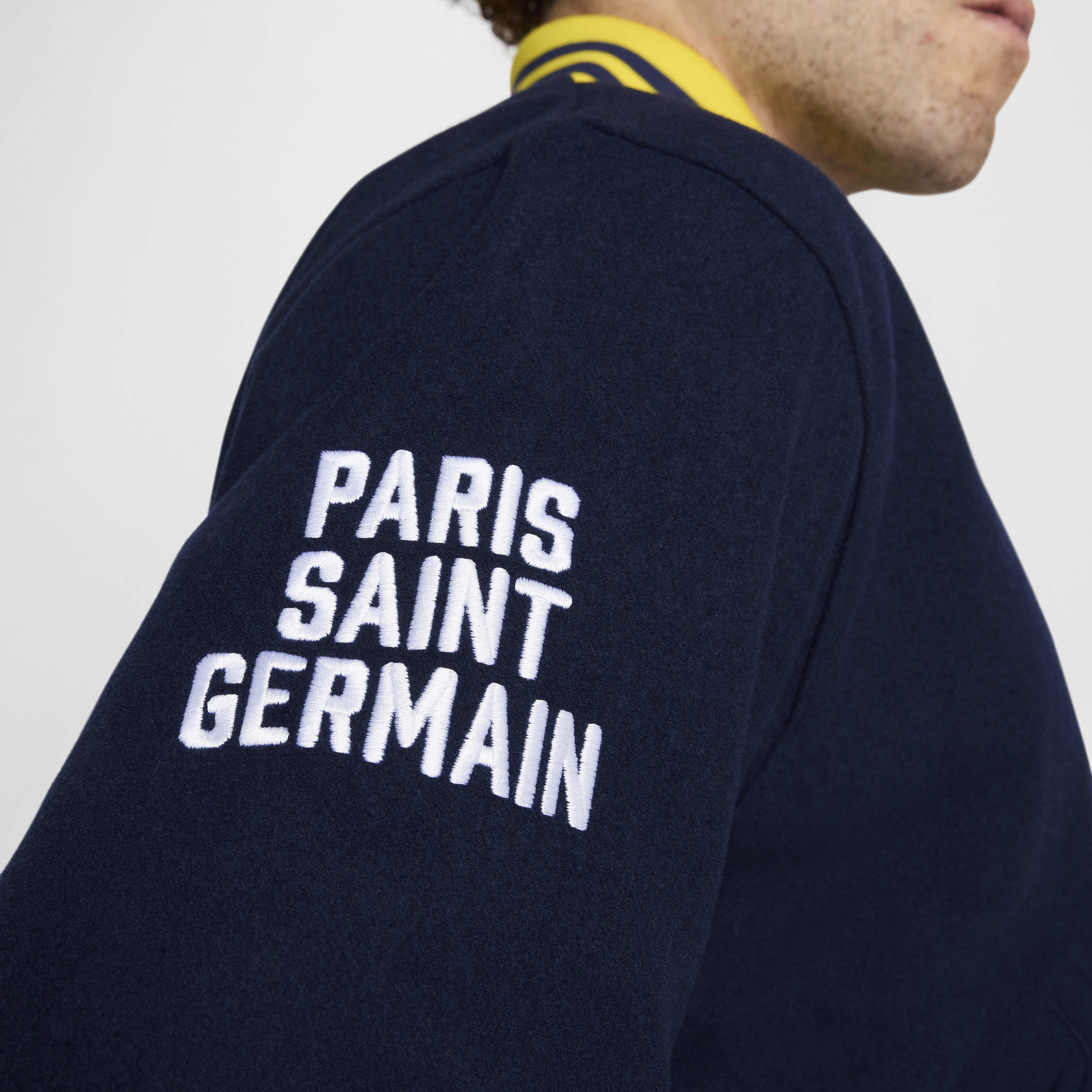 Buy Paris Saint-Germain Authentics Men's Nike Football