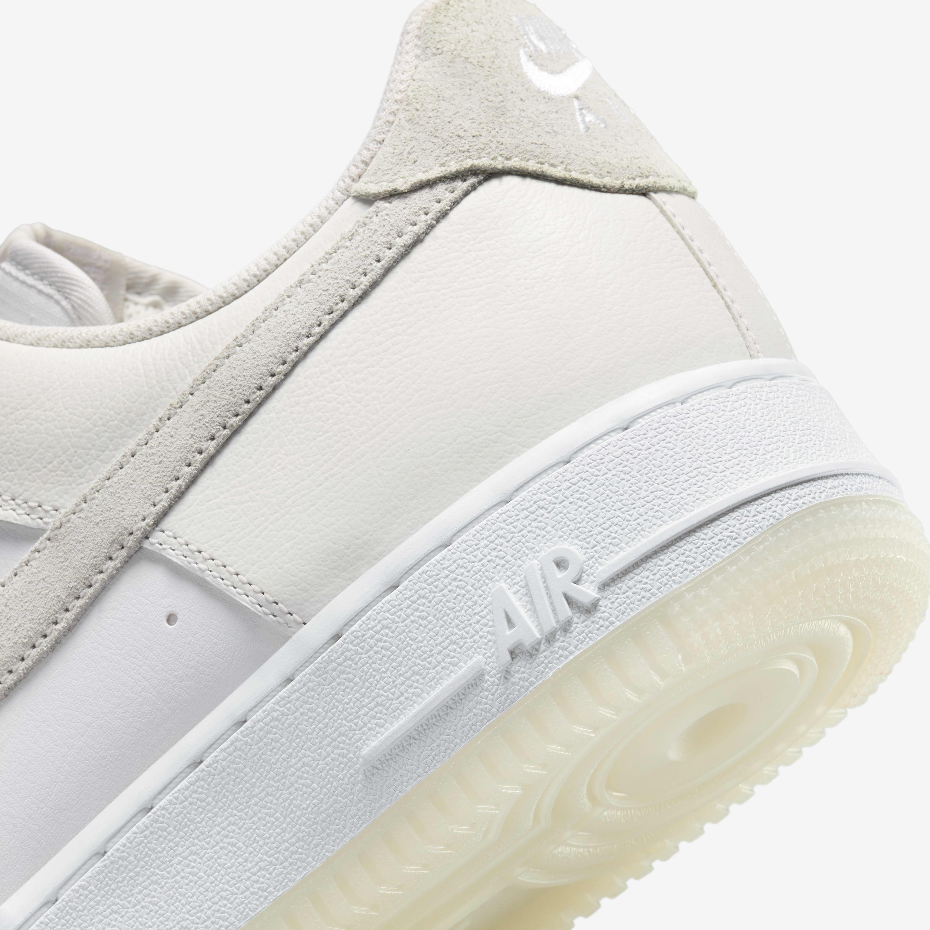 اير فورس 1 '07 LV8 image number 8