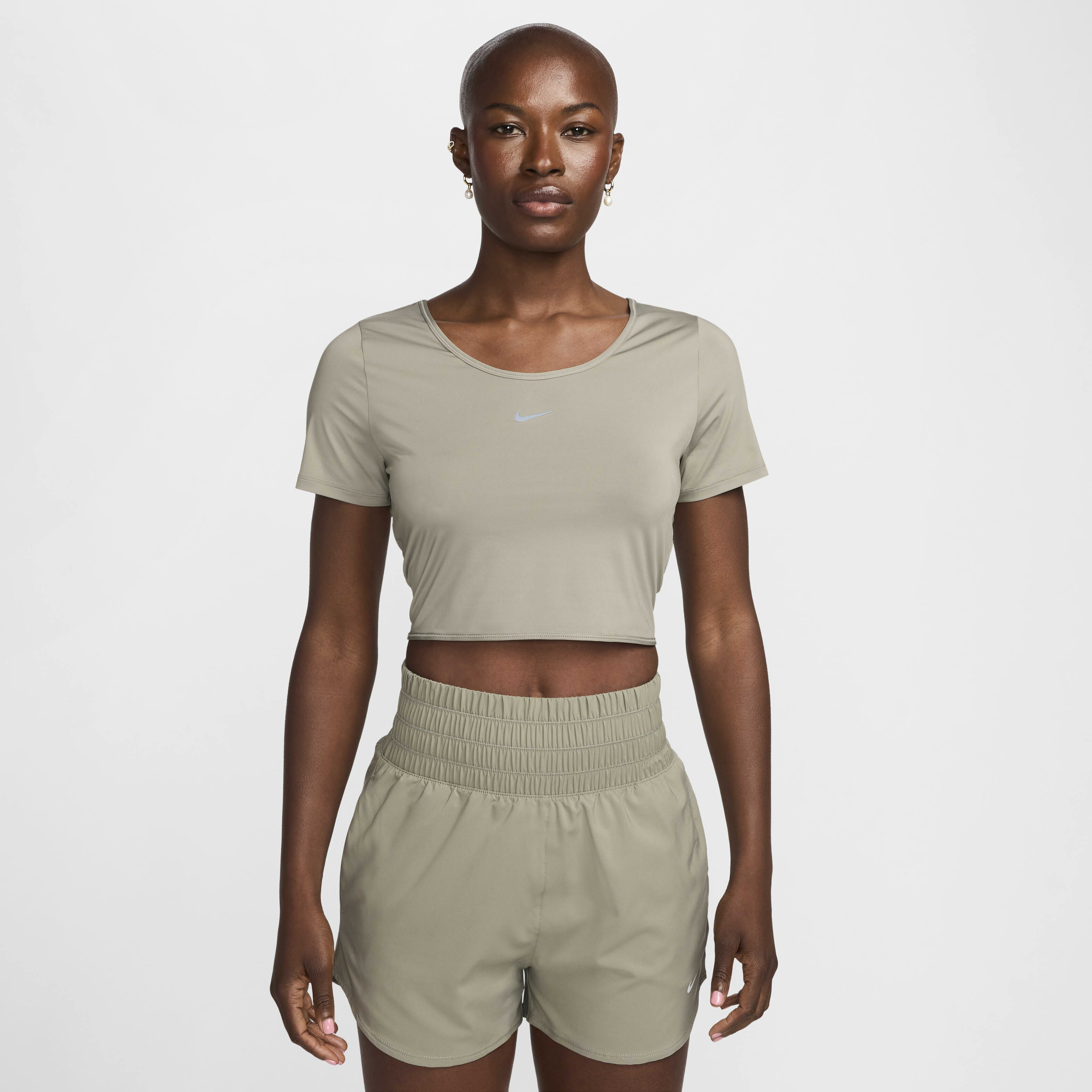 Nike crop top with shorts store