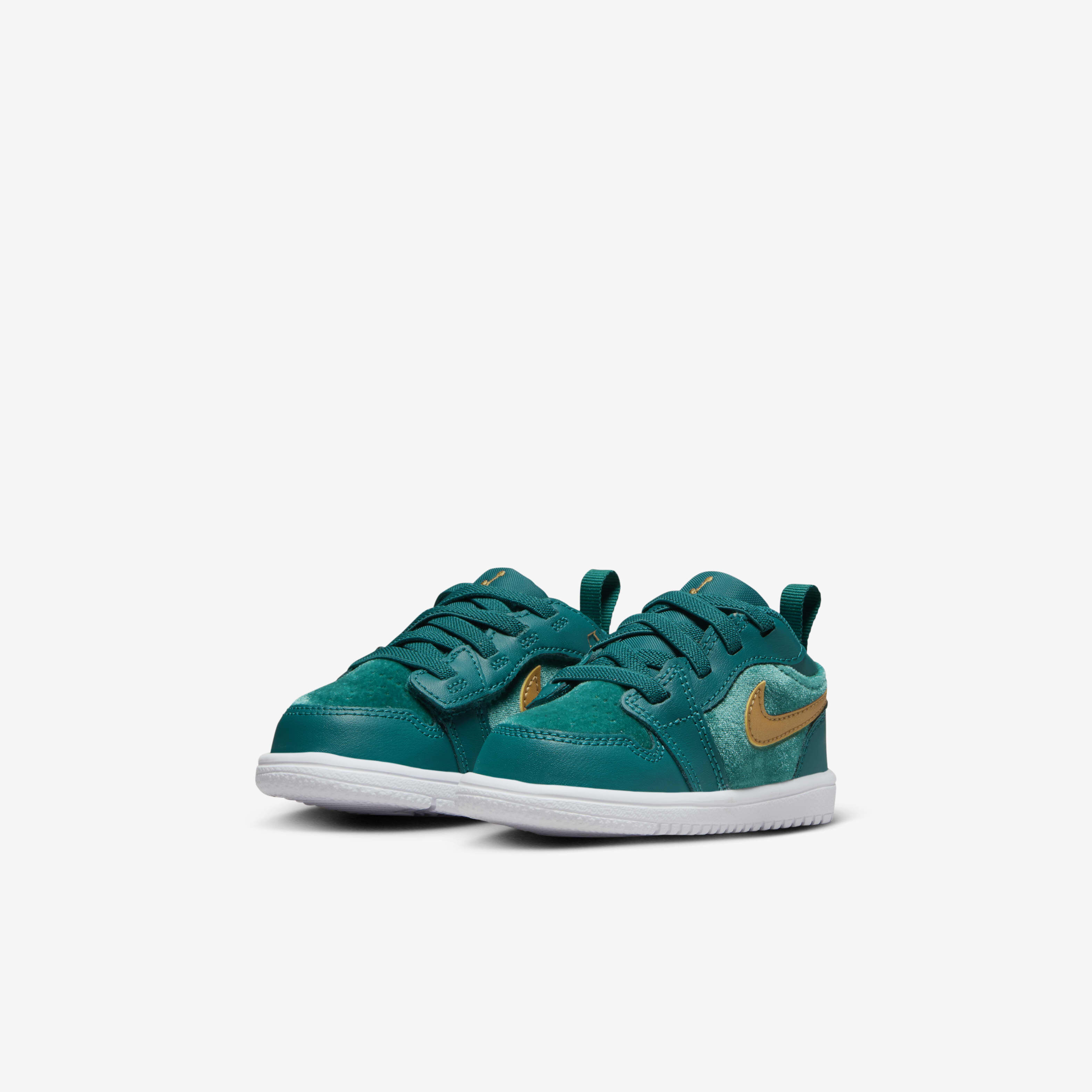 Jordan 1 Low Alt SE image number 4