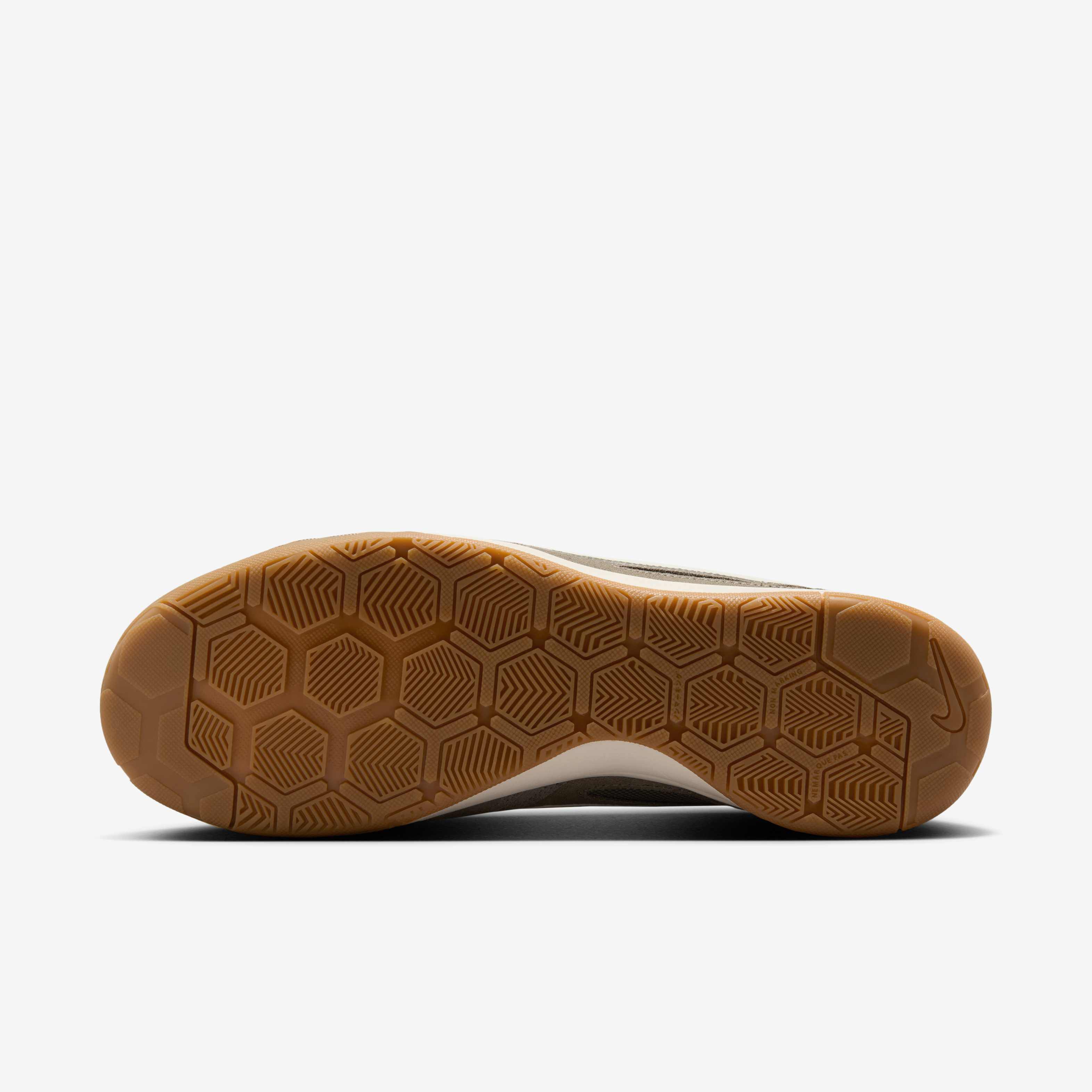 نايكي جاتو image number 1