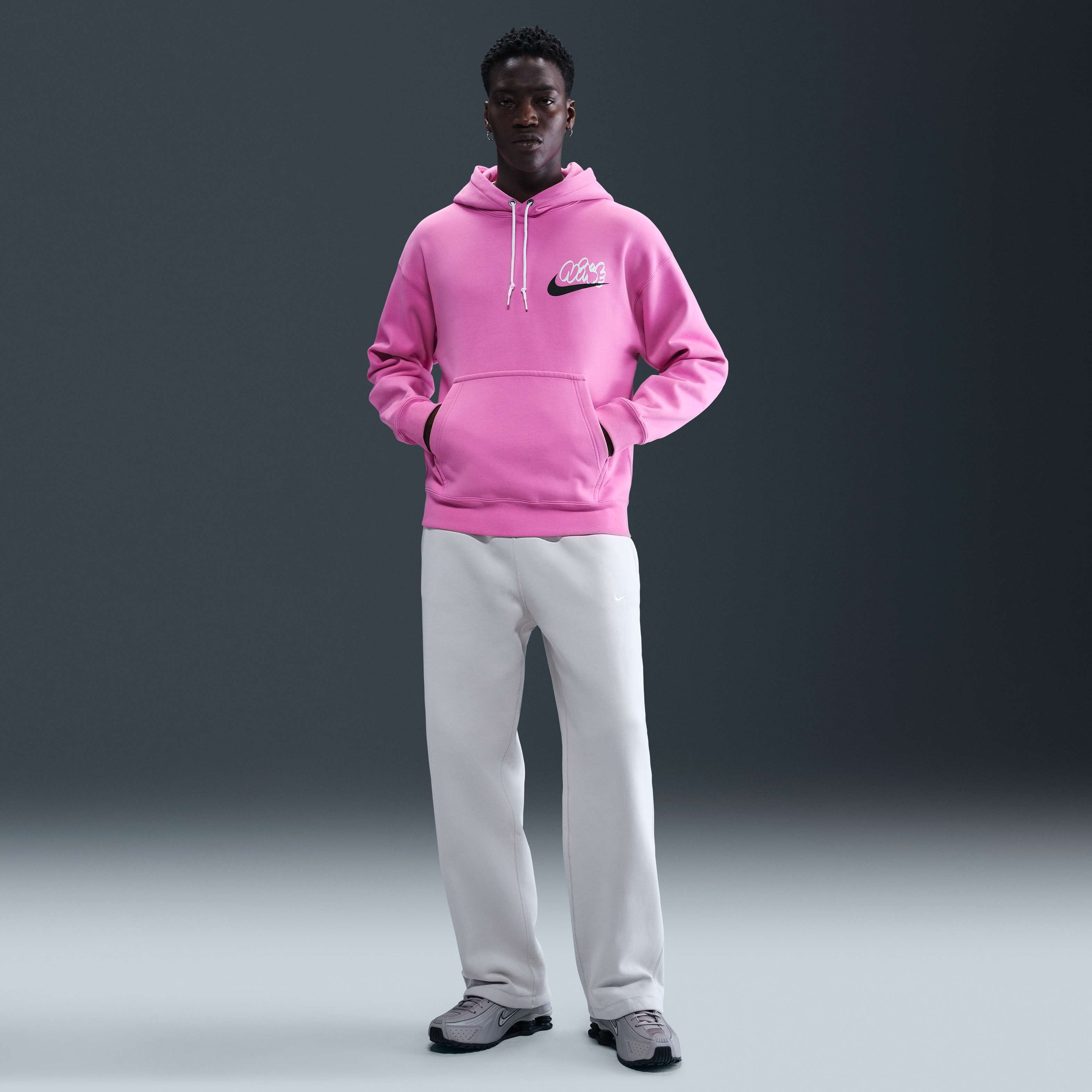 Nike Solo Swoosh image number 3