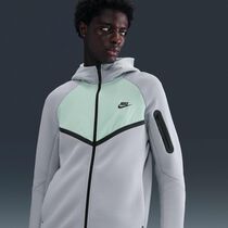 Nike Tech