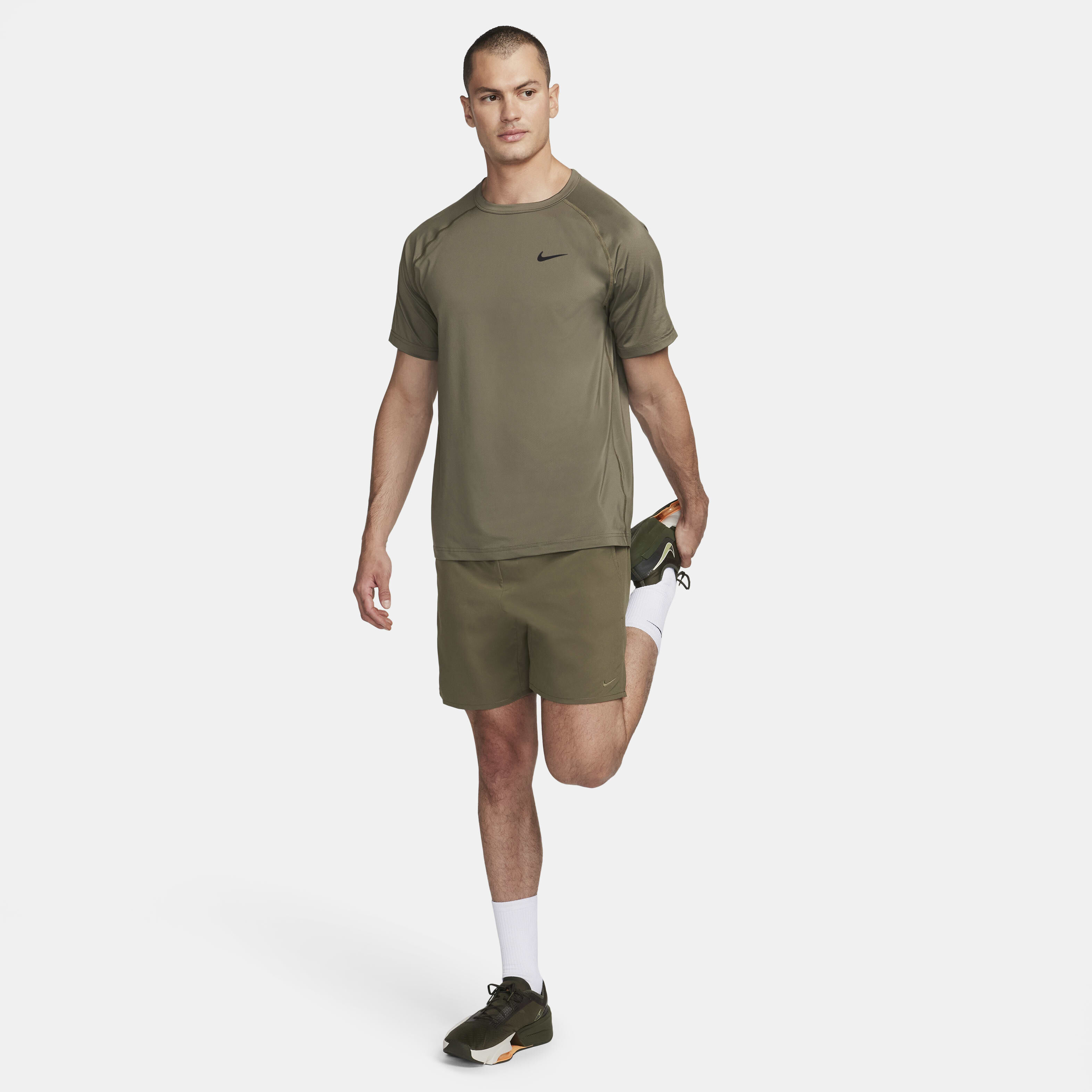 نايكي ريدي image number 4