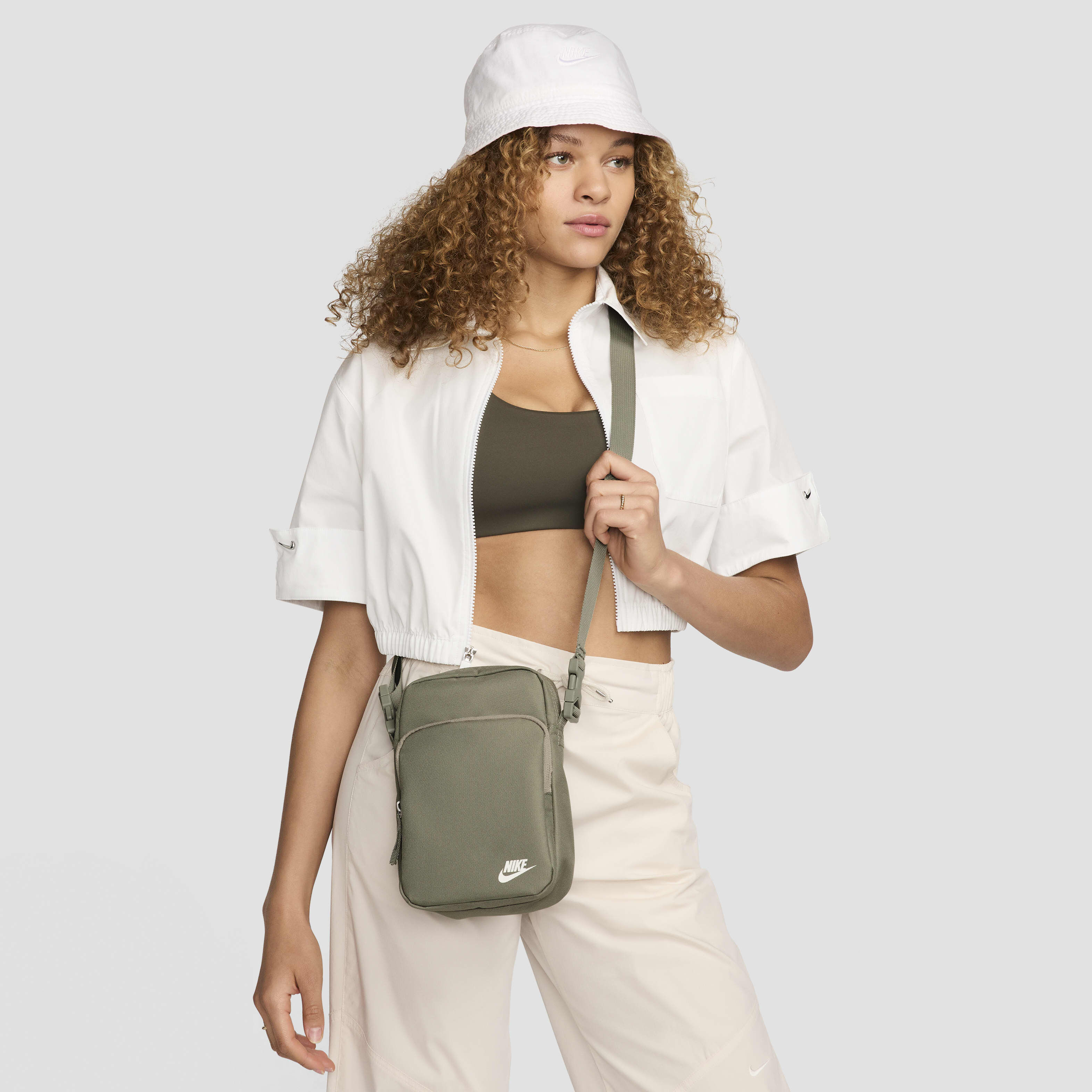 Nike front strap bag hot sale