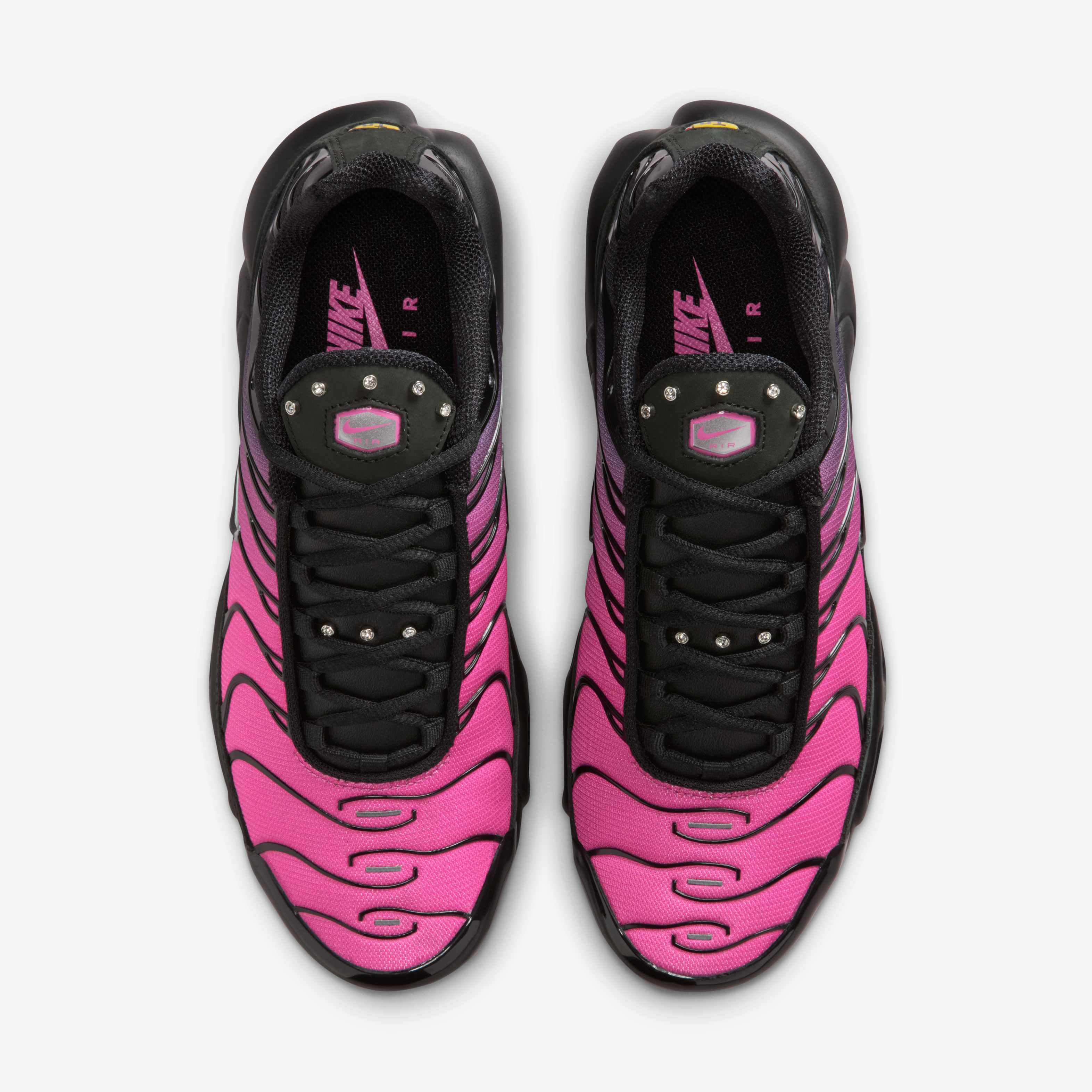Nike Air Max Plus image number 3