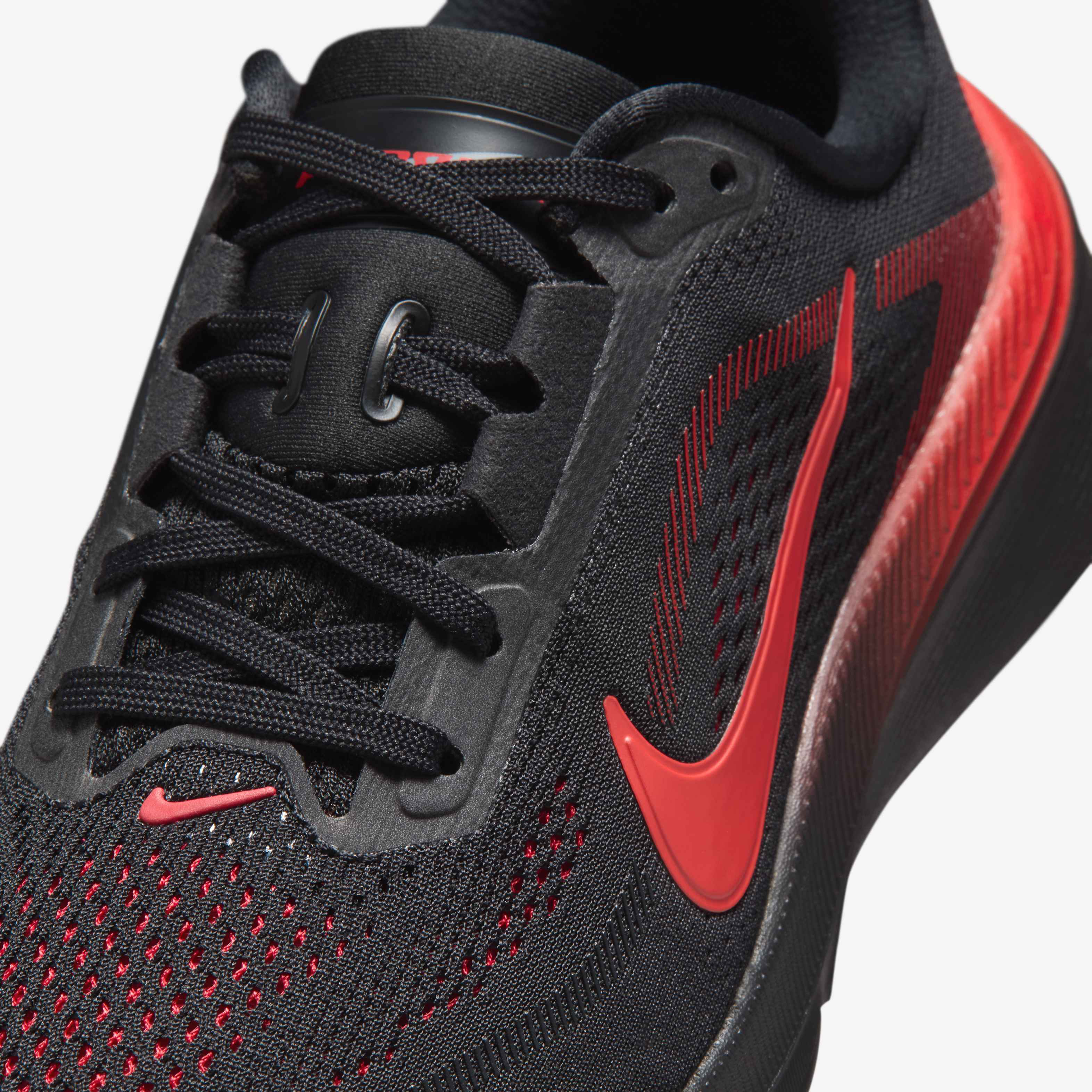 Nike Pegasus 42 image number 17