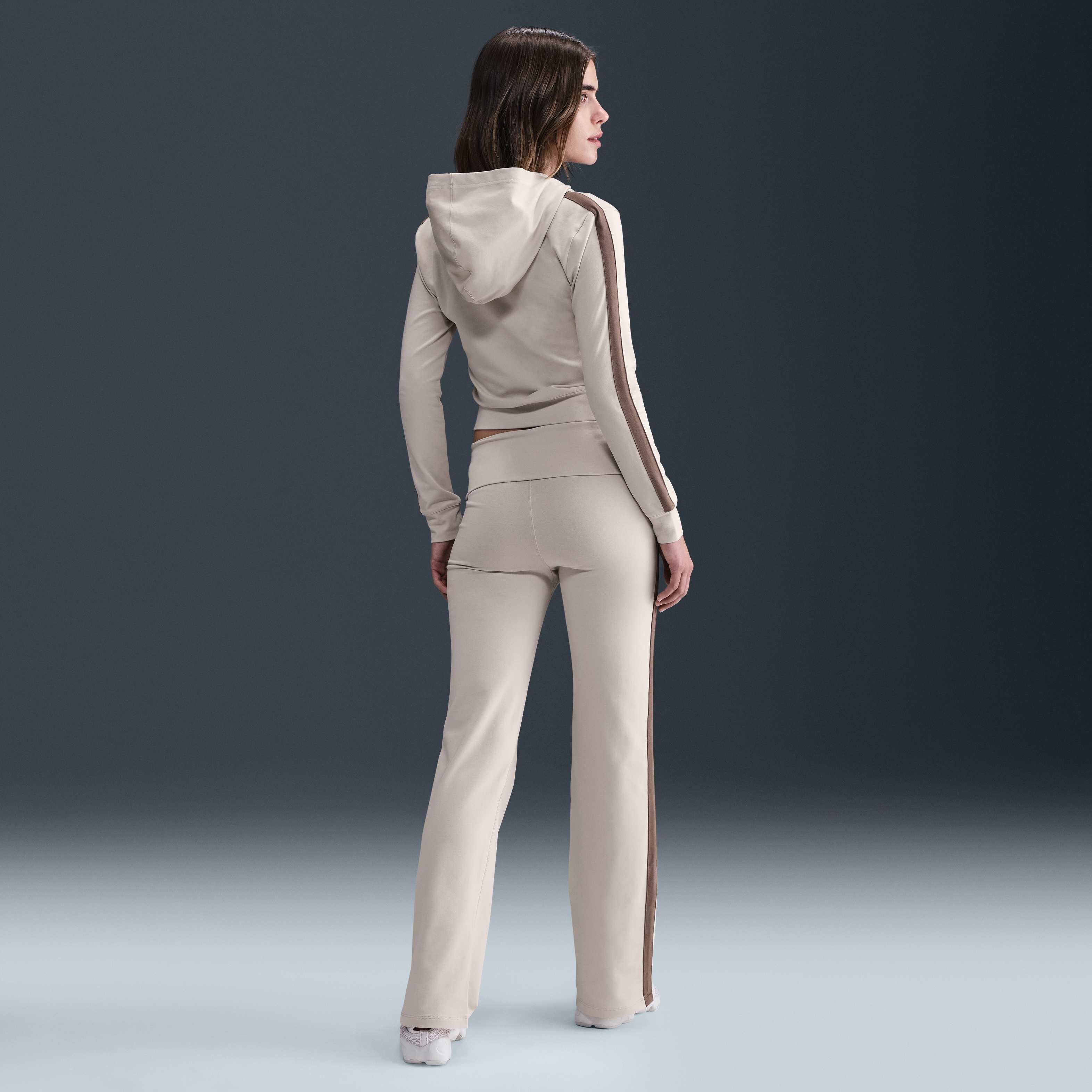 Nike Sportswear image number 3