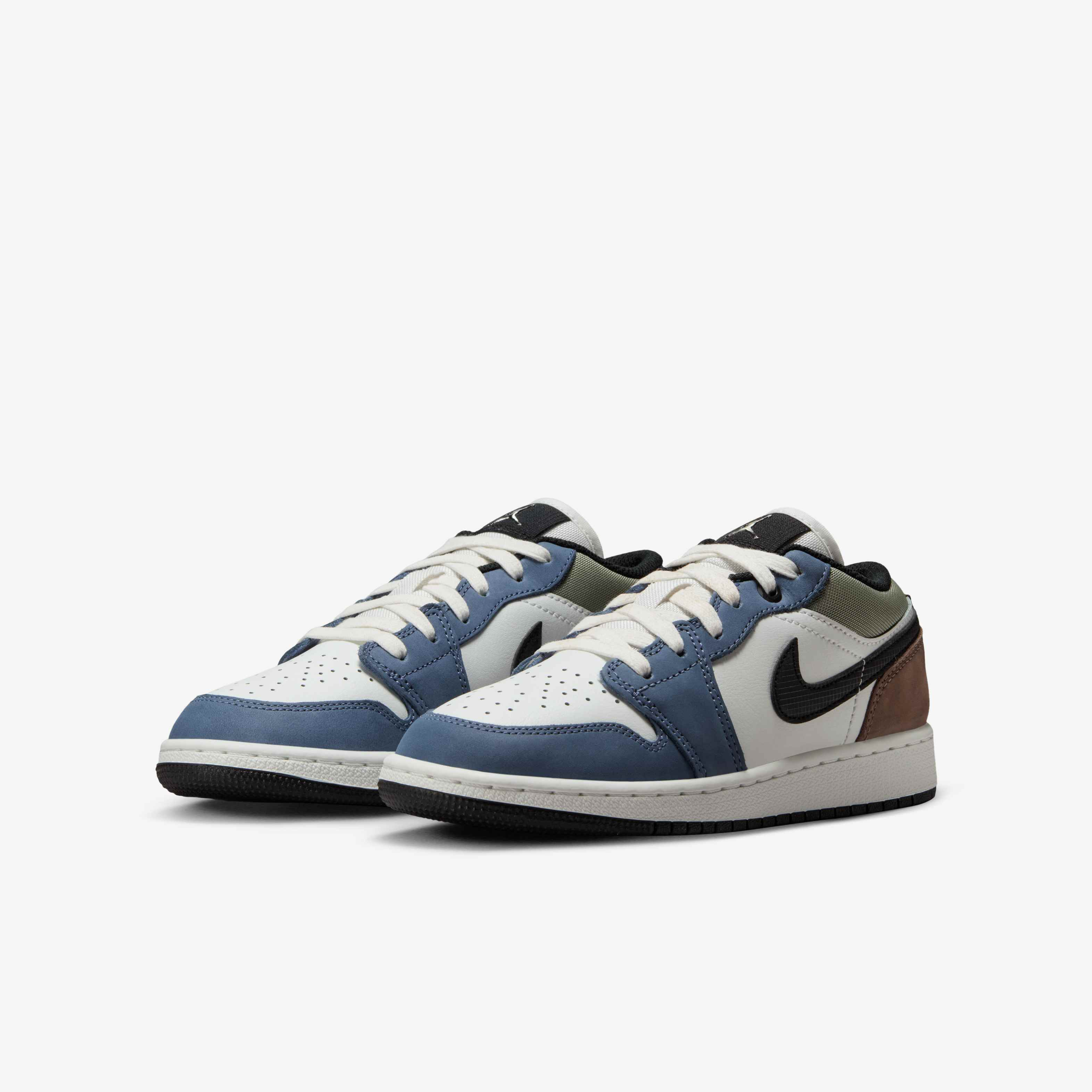 Air Jordan 1 Low image number 4