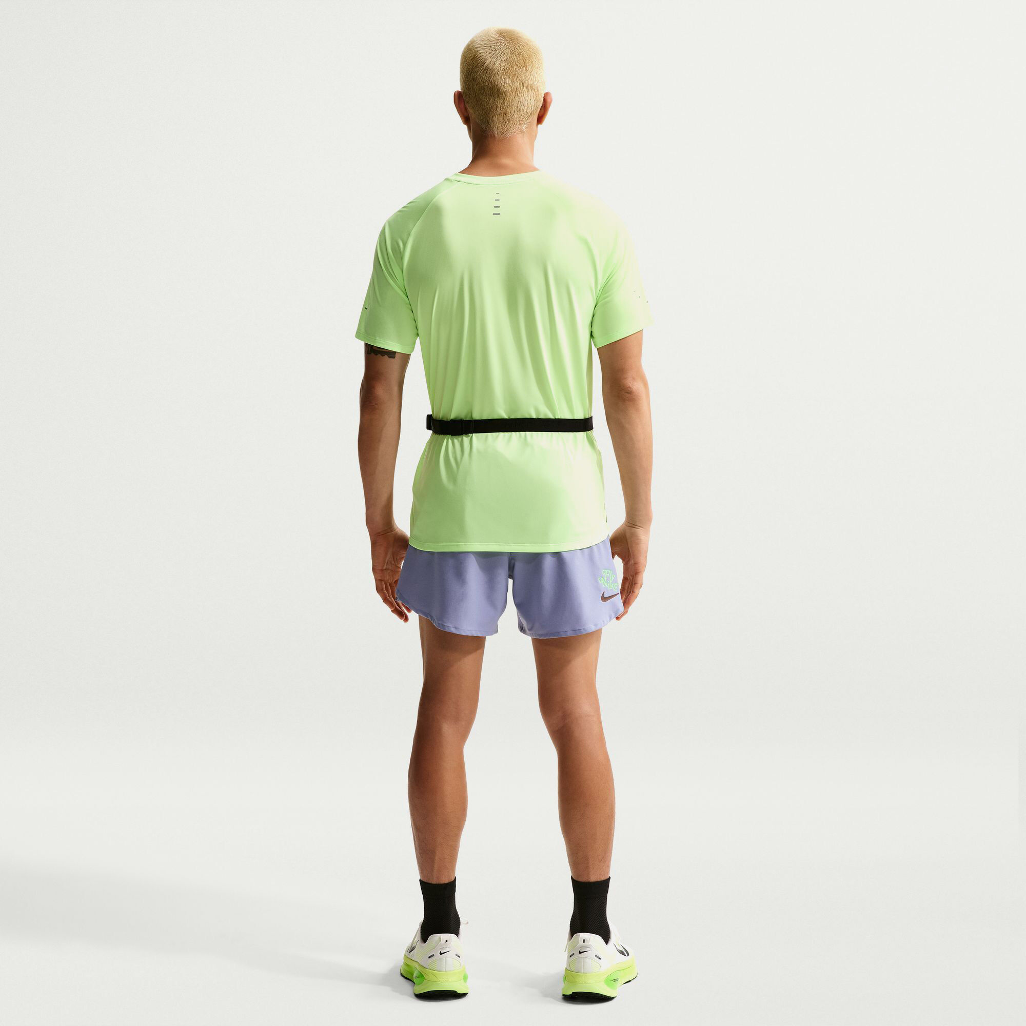 Nike Stride image number 1