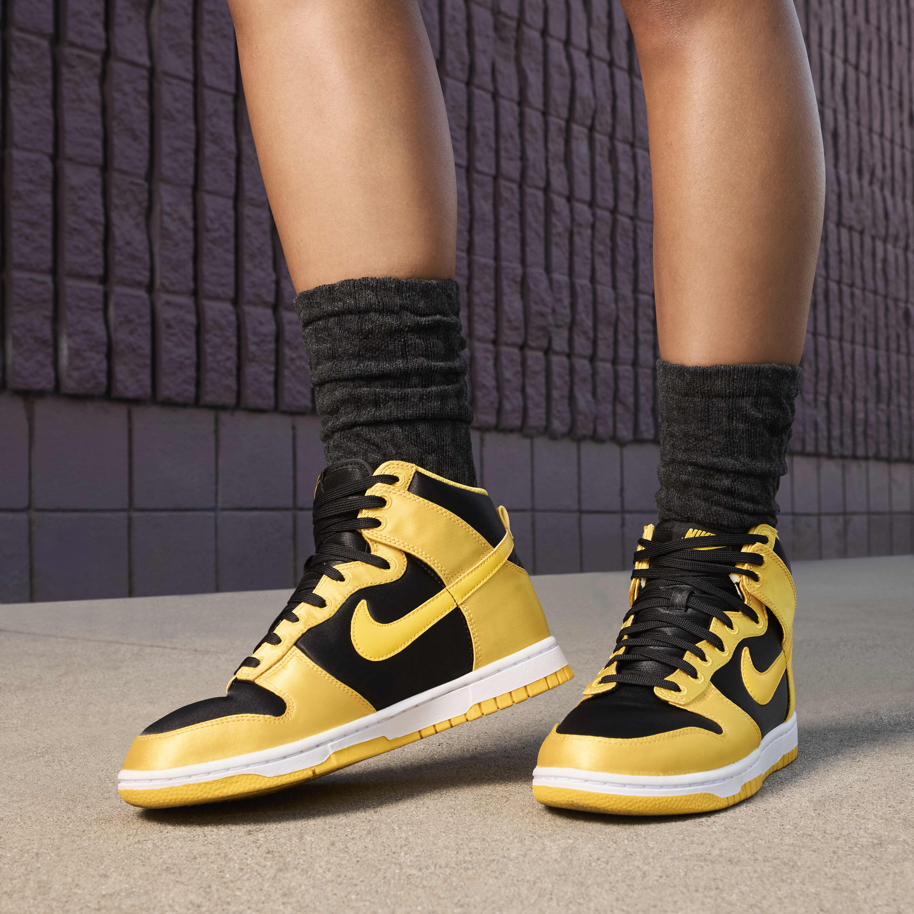 Nike high tops old school shop