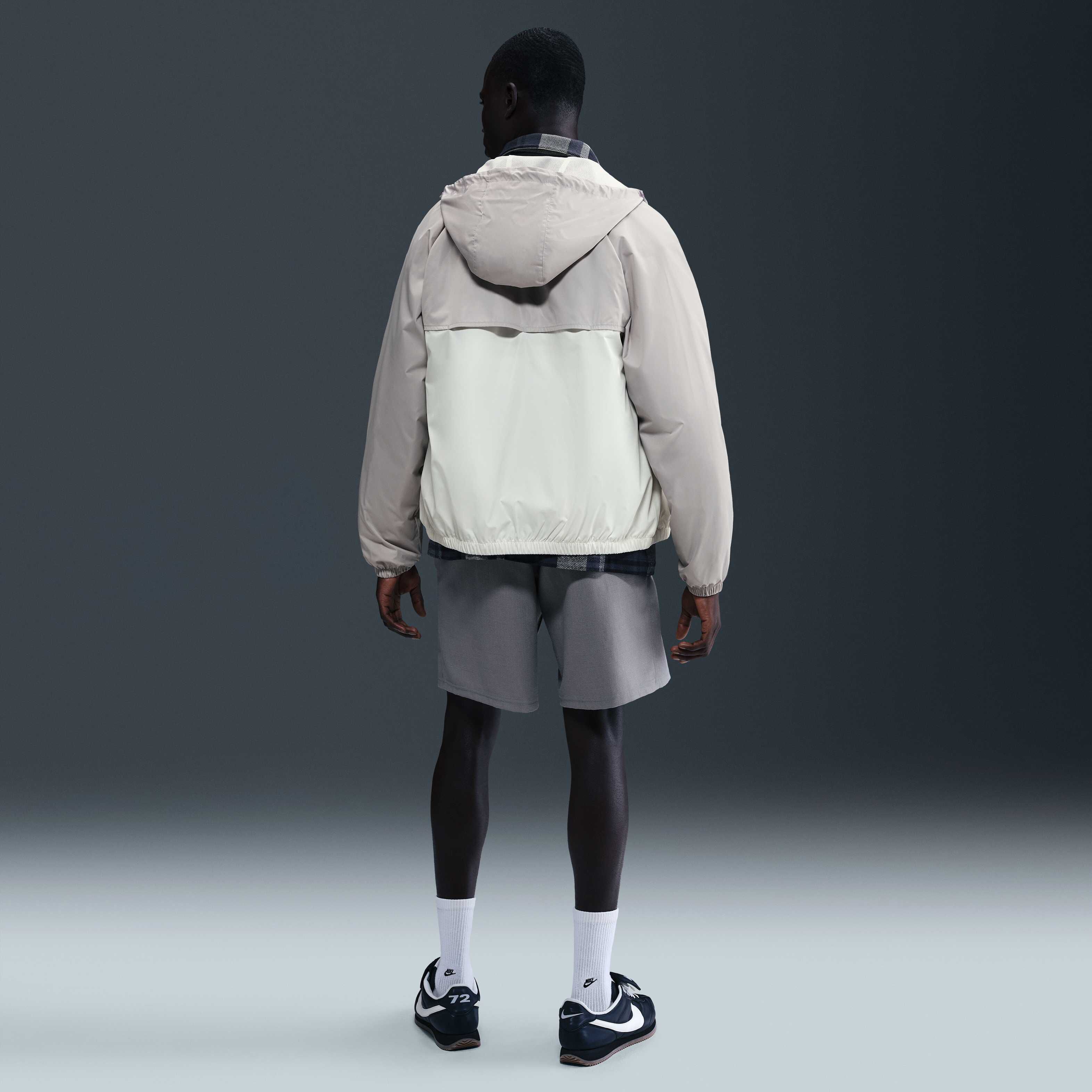 Nike Windrunner image number 4