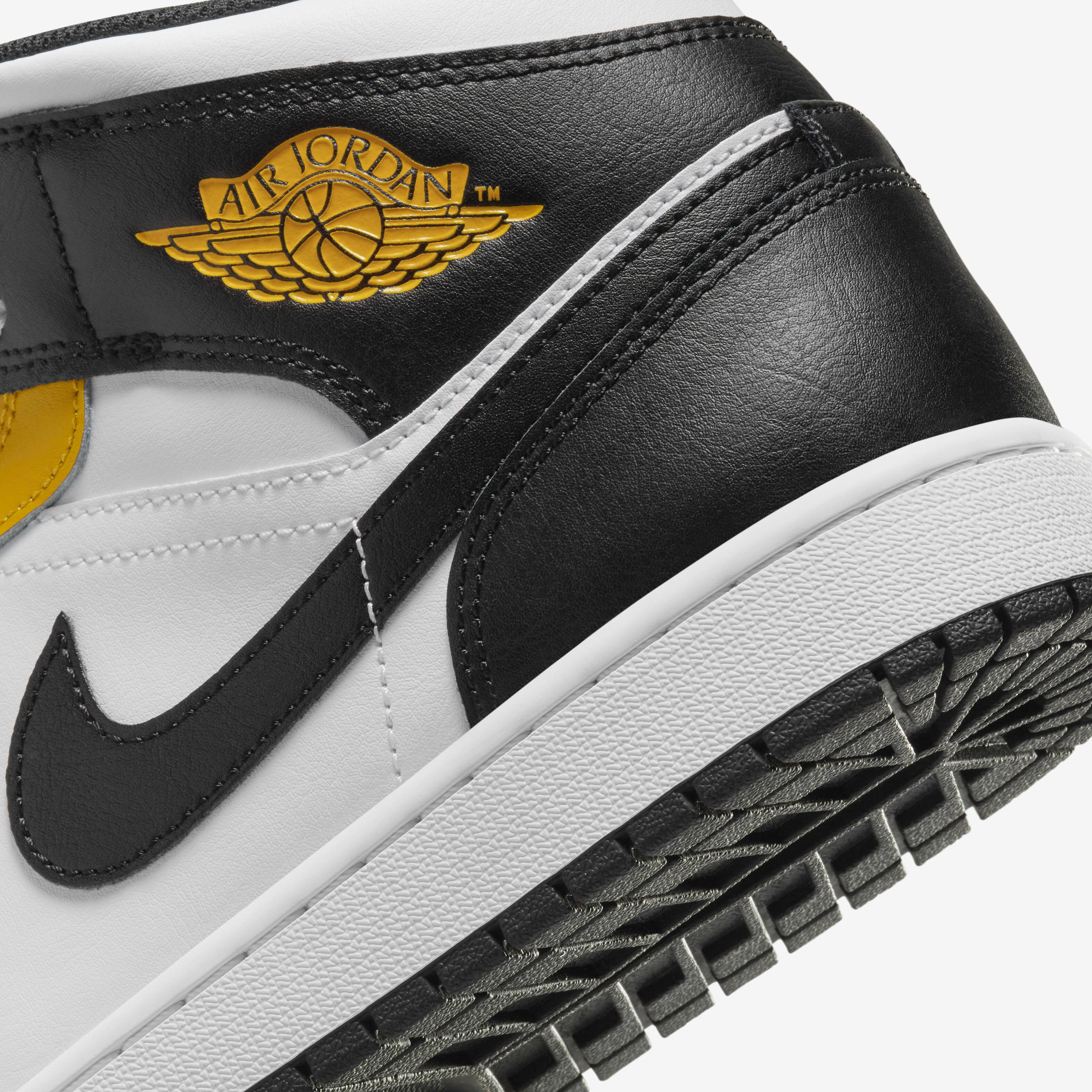 Nike Air Jordan 1 Mid Varsity Maize Midnight Navy White