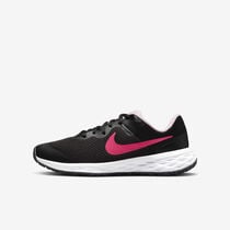 Nike Revolution 6