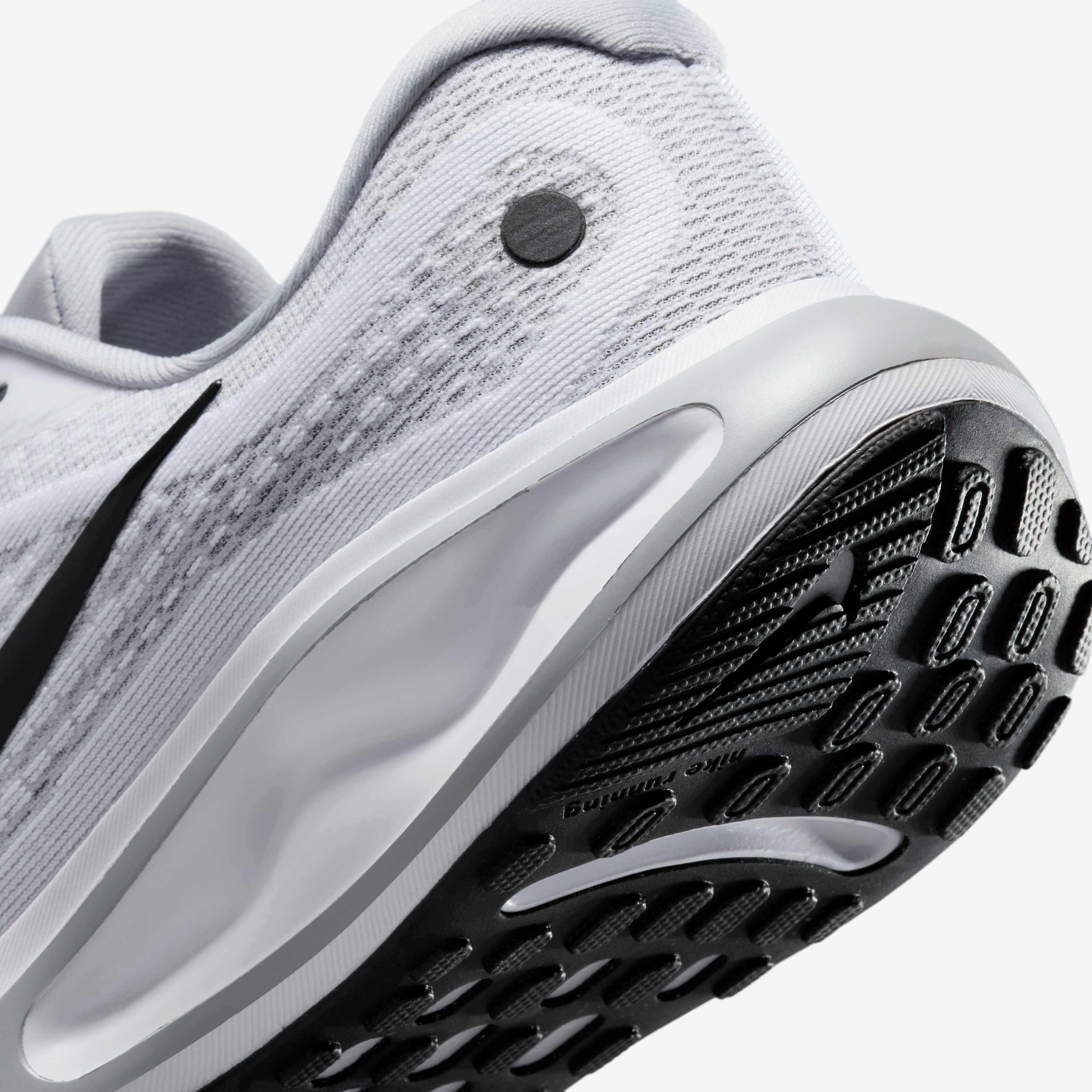 Nike Journey Run image number 7