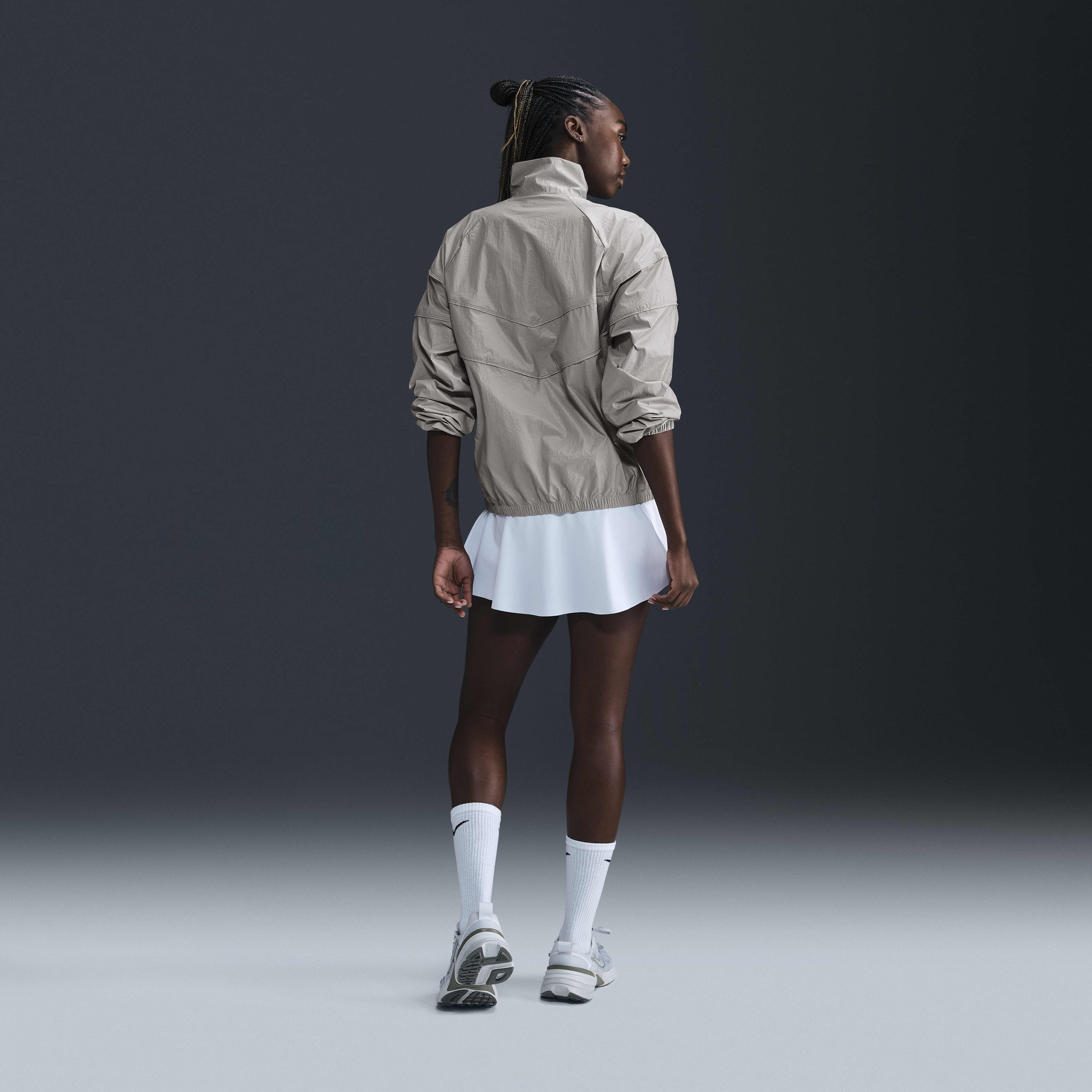 Nike Windrunner image number 4