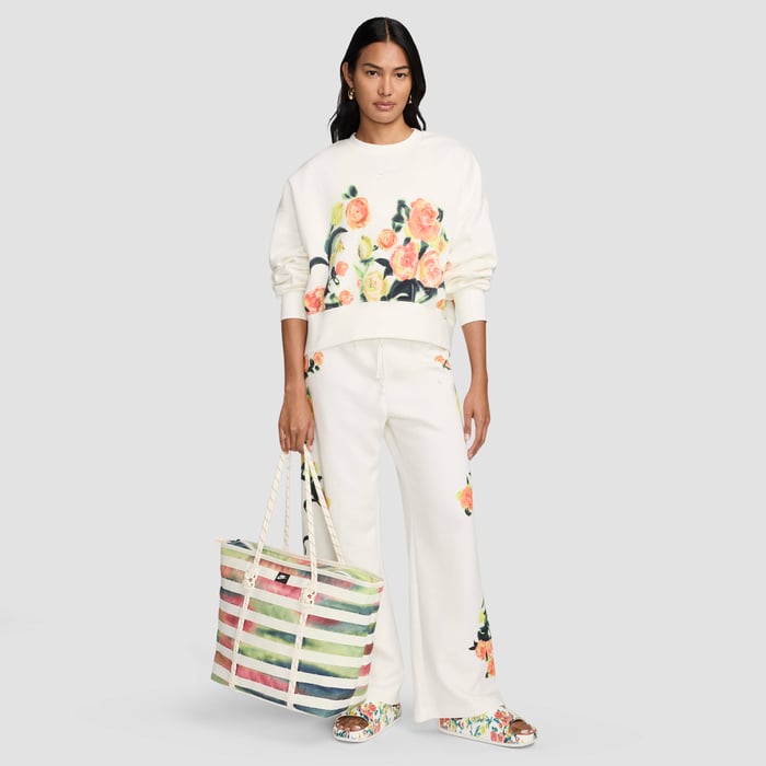 نايكي سبورتسوير ويمنز ارتيست كوليكشن image number 7 نايكي سبورتسوير ويمنز ارتيست كوليكشن image number 7