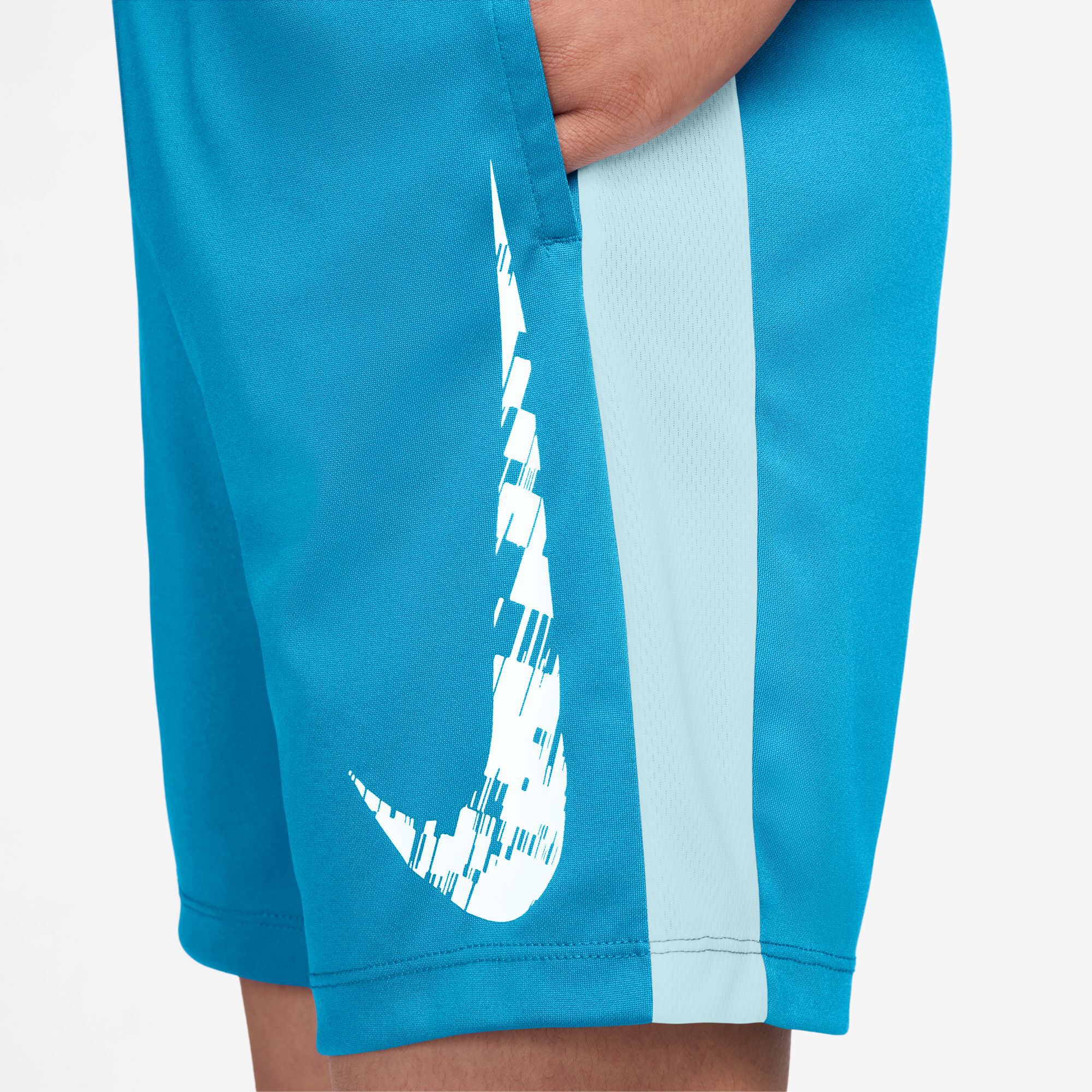 Nike Trophy23 image number 3