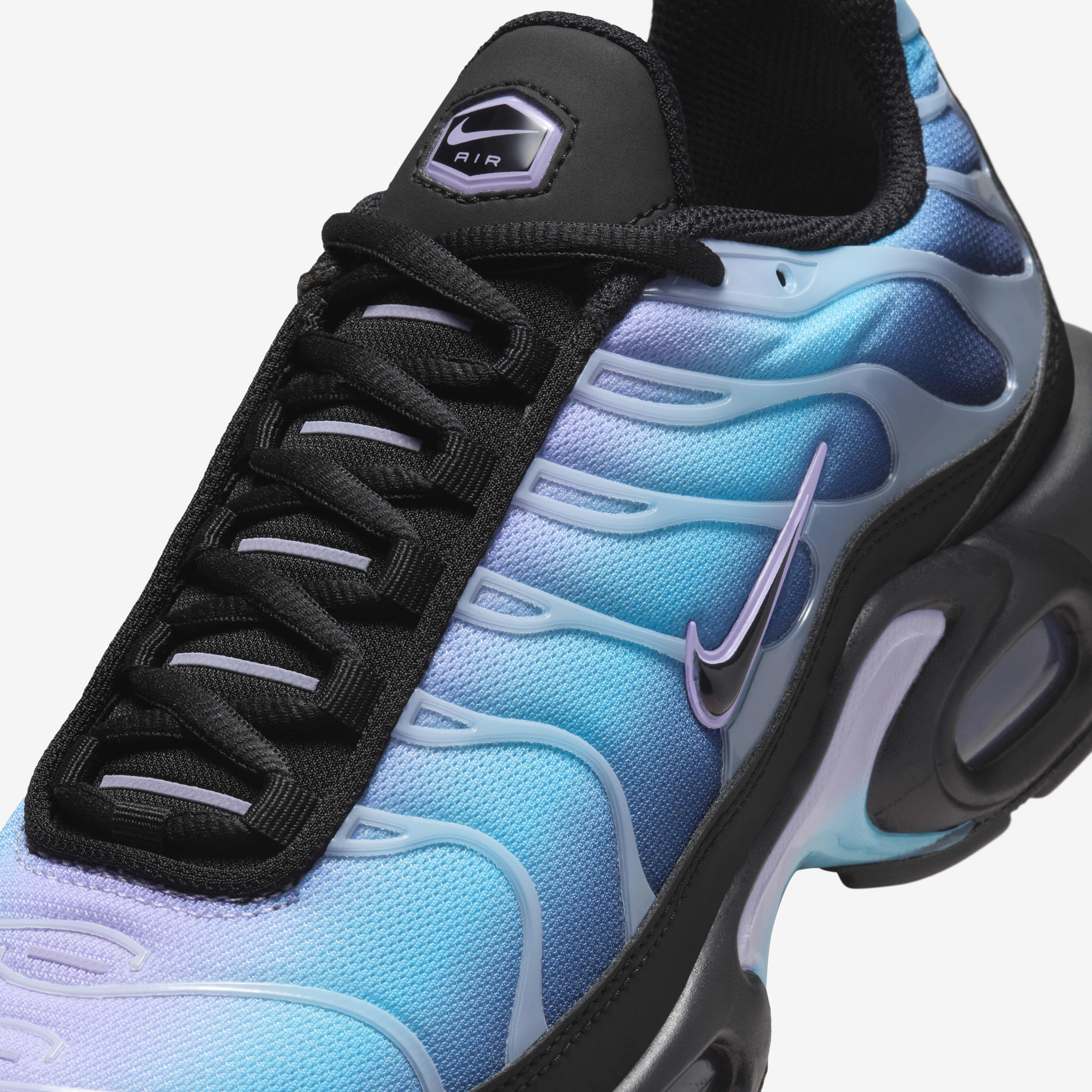 Air max plus se throwback future top