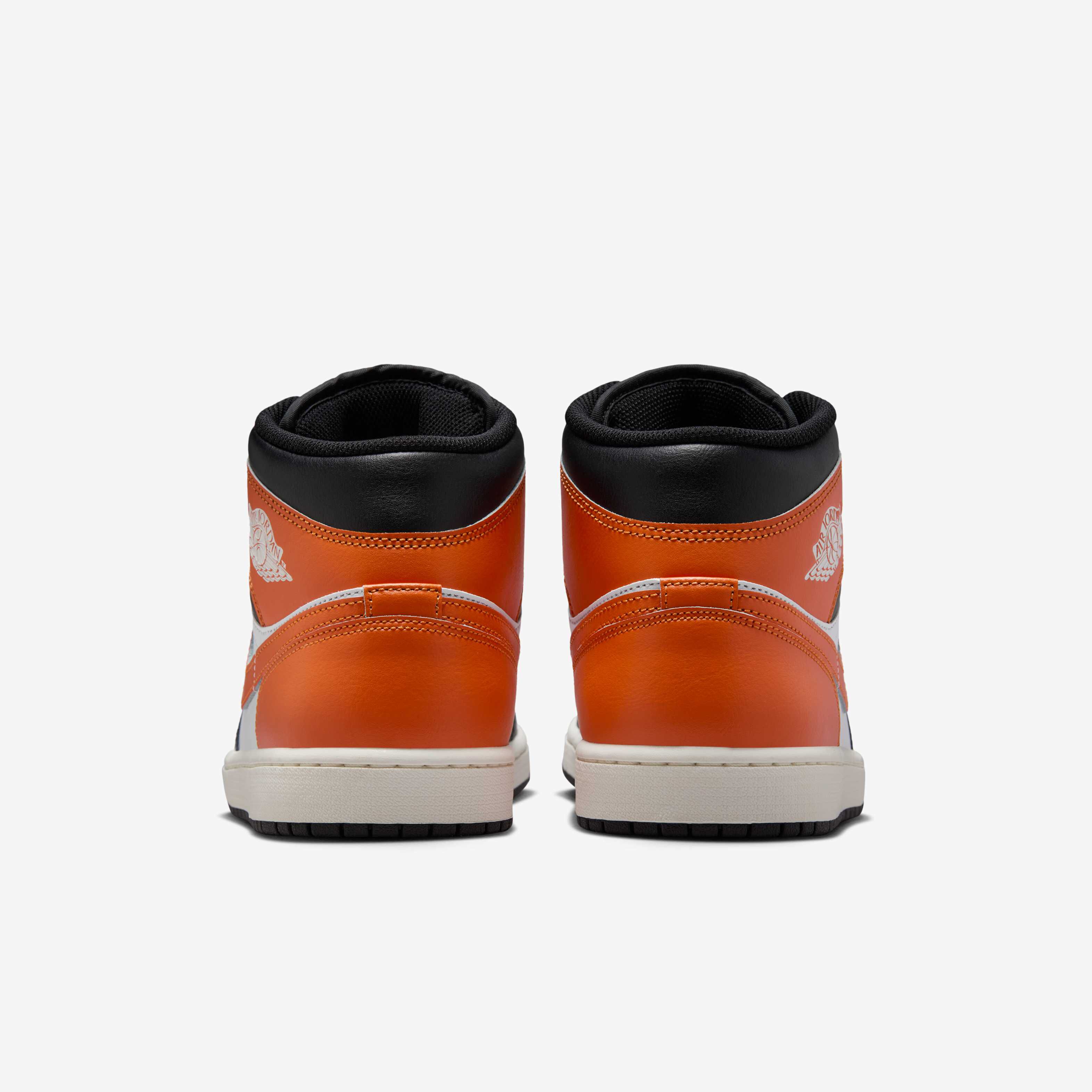 Air Jordan 1 Mid image number 5