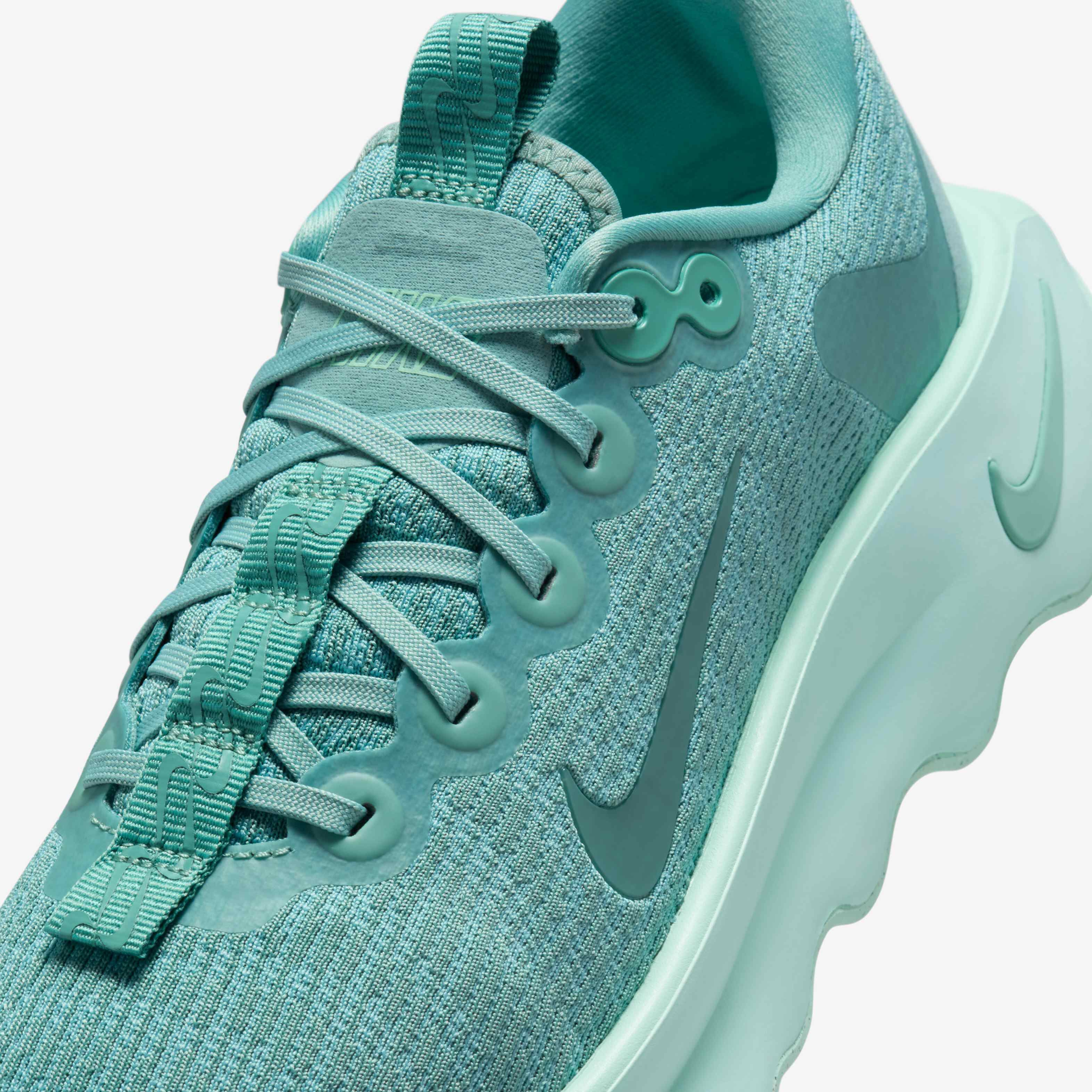 Nike Motiva image number 6