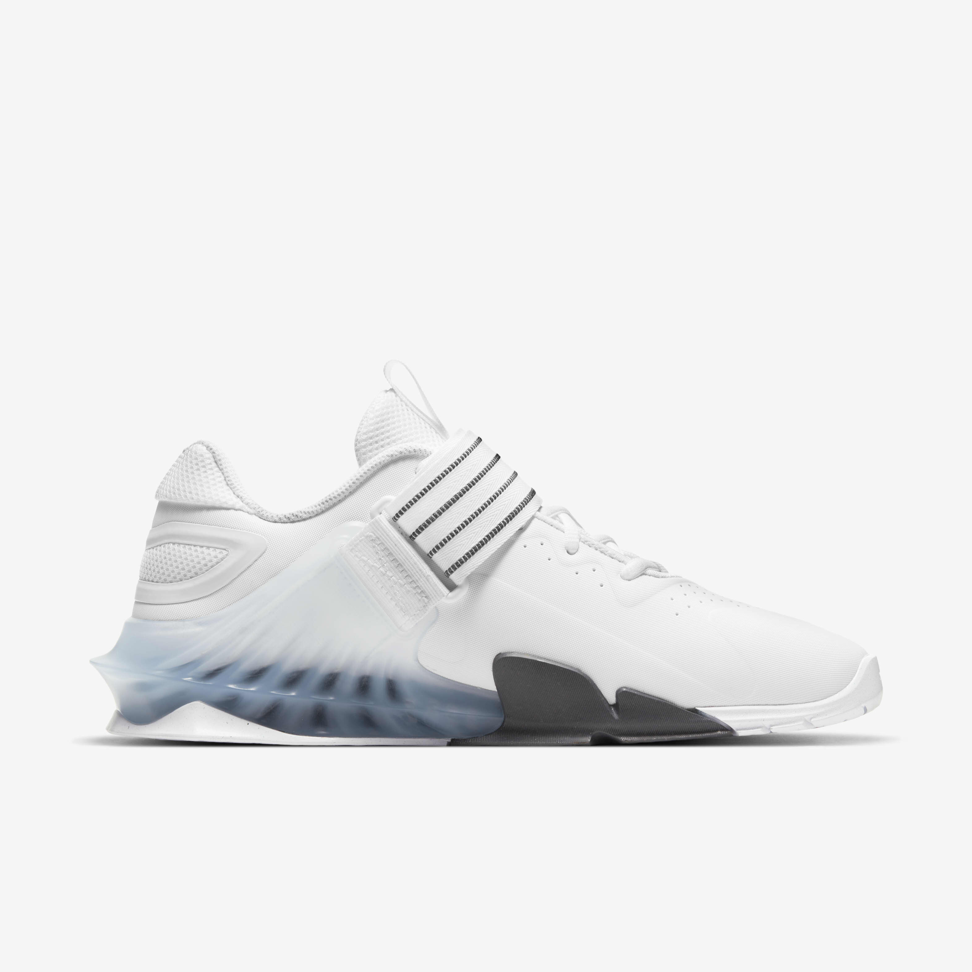 Nike Savaleos image number 2